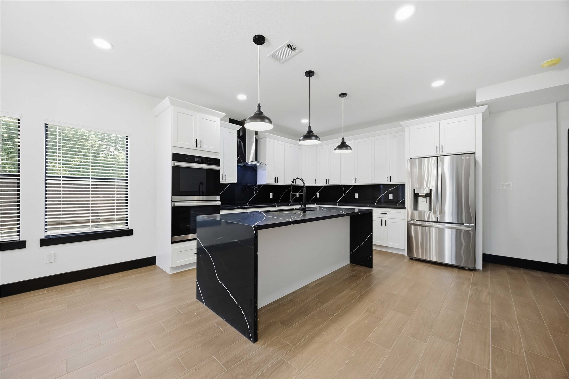4929 Wilmington Street, #A-B, Houston, TX 77033 4929 Wilmington Street, #A-B, Houston, TX 77033