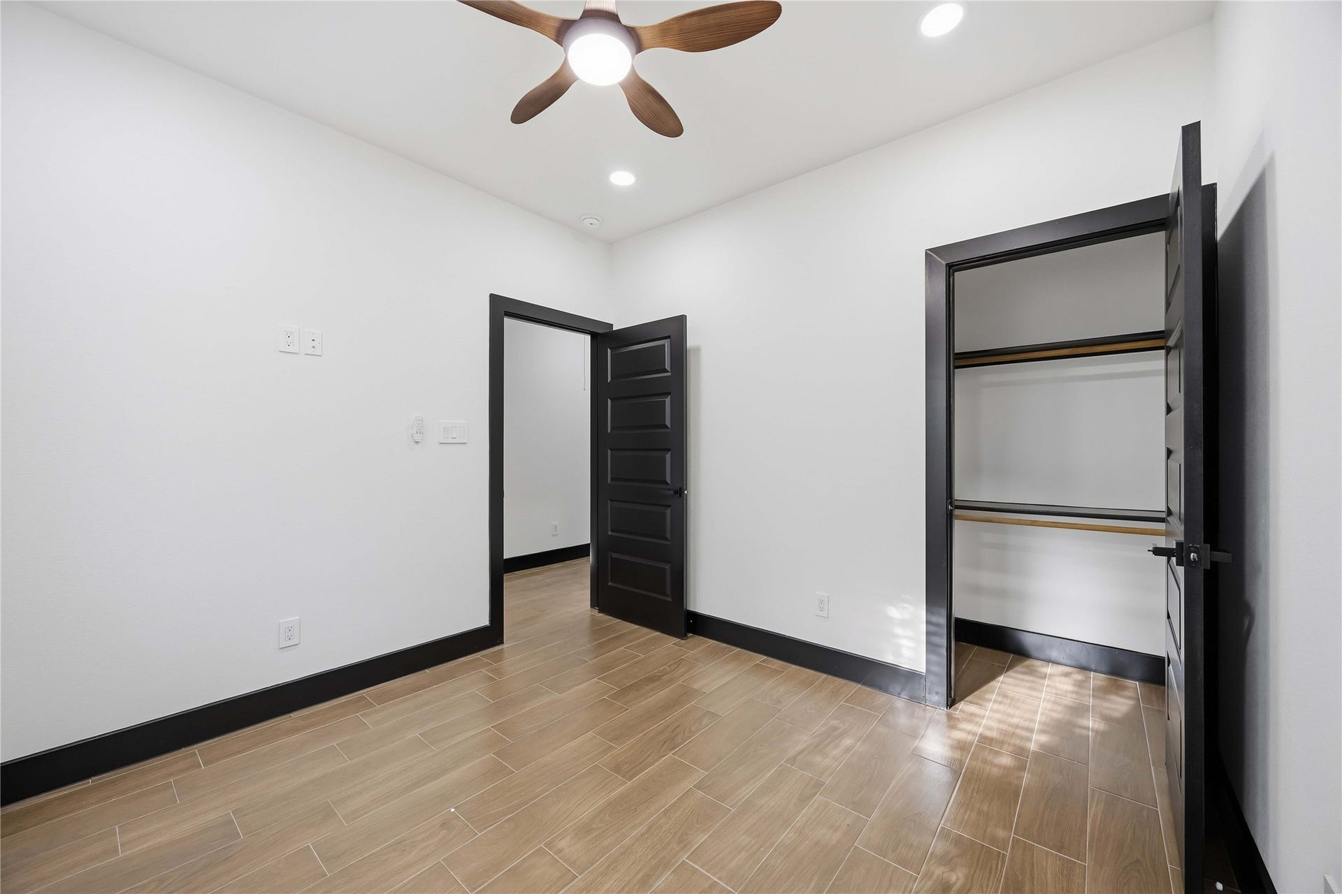 4929 Wilmington Street, #A-B, Houston, TX 77033 4929 Wilmington Street, #A-B, Houston, TX 77033