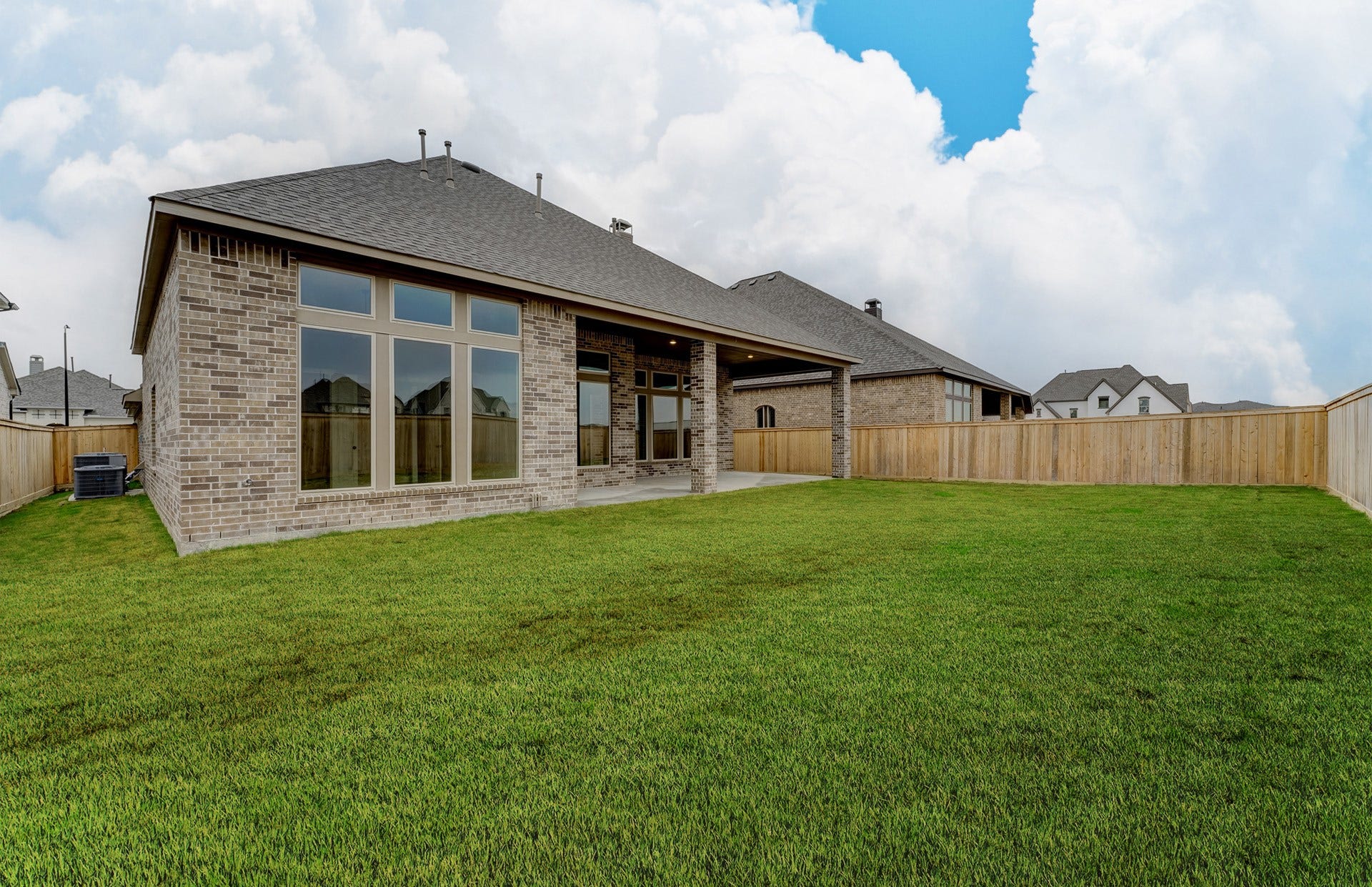331 Calmato Woods Way, Willis, TX 77318 331 Calmato Woods Way, Willis, TX 77318