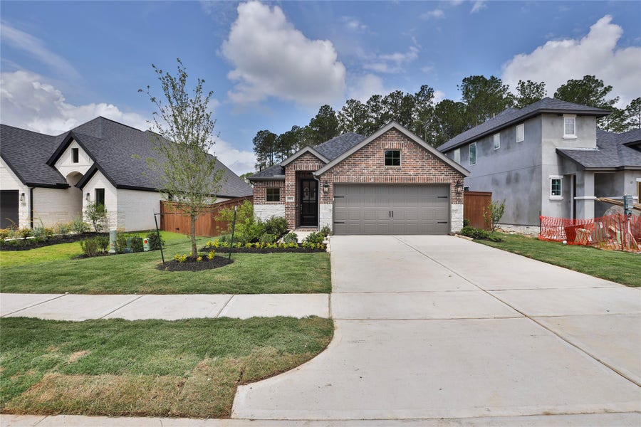 Property photo for 29937 Stony Forest Drive, Magnolia, TX