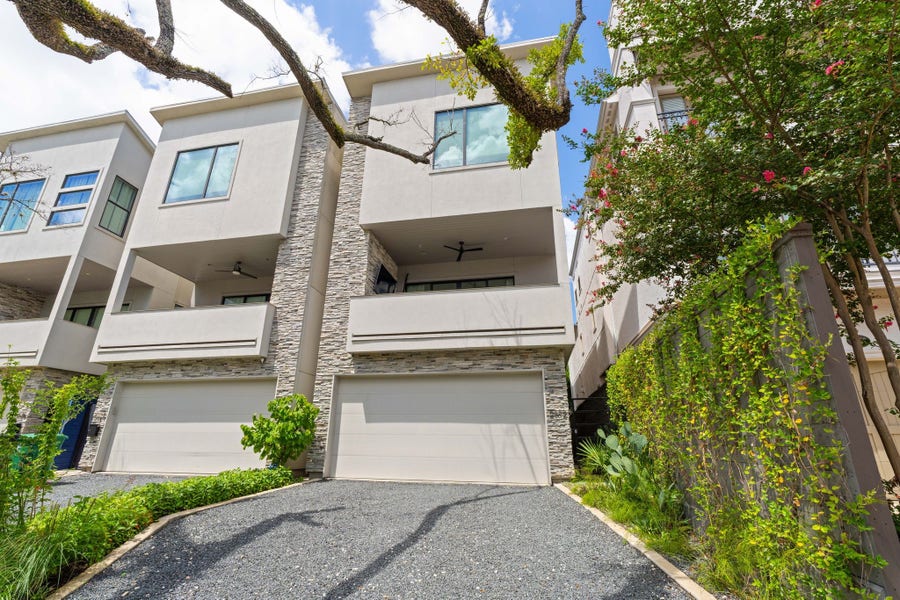 Property photo for 2622 Greenbriar Drive, Houston, TX