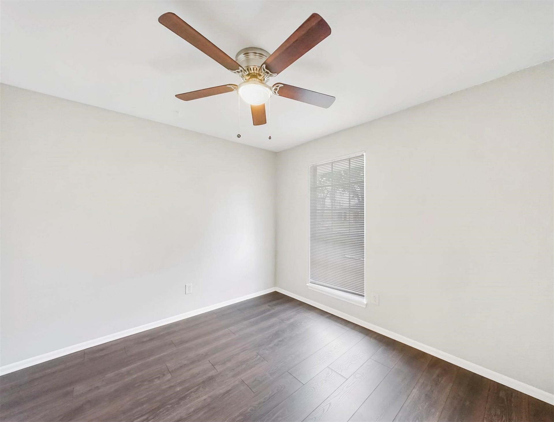13435 Greenbriar Drive, Sugar Land, TX 77498