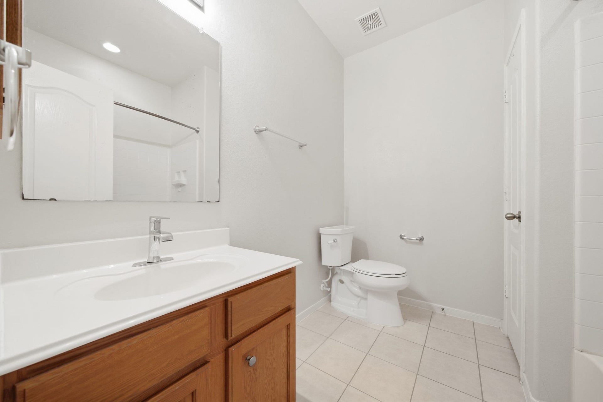 611 E Newport Bend, Katy, TX 77494 611 E Newport Bend, Katy, TX 77494
