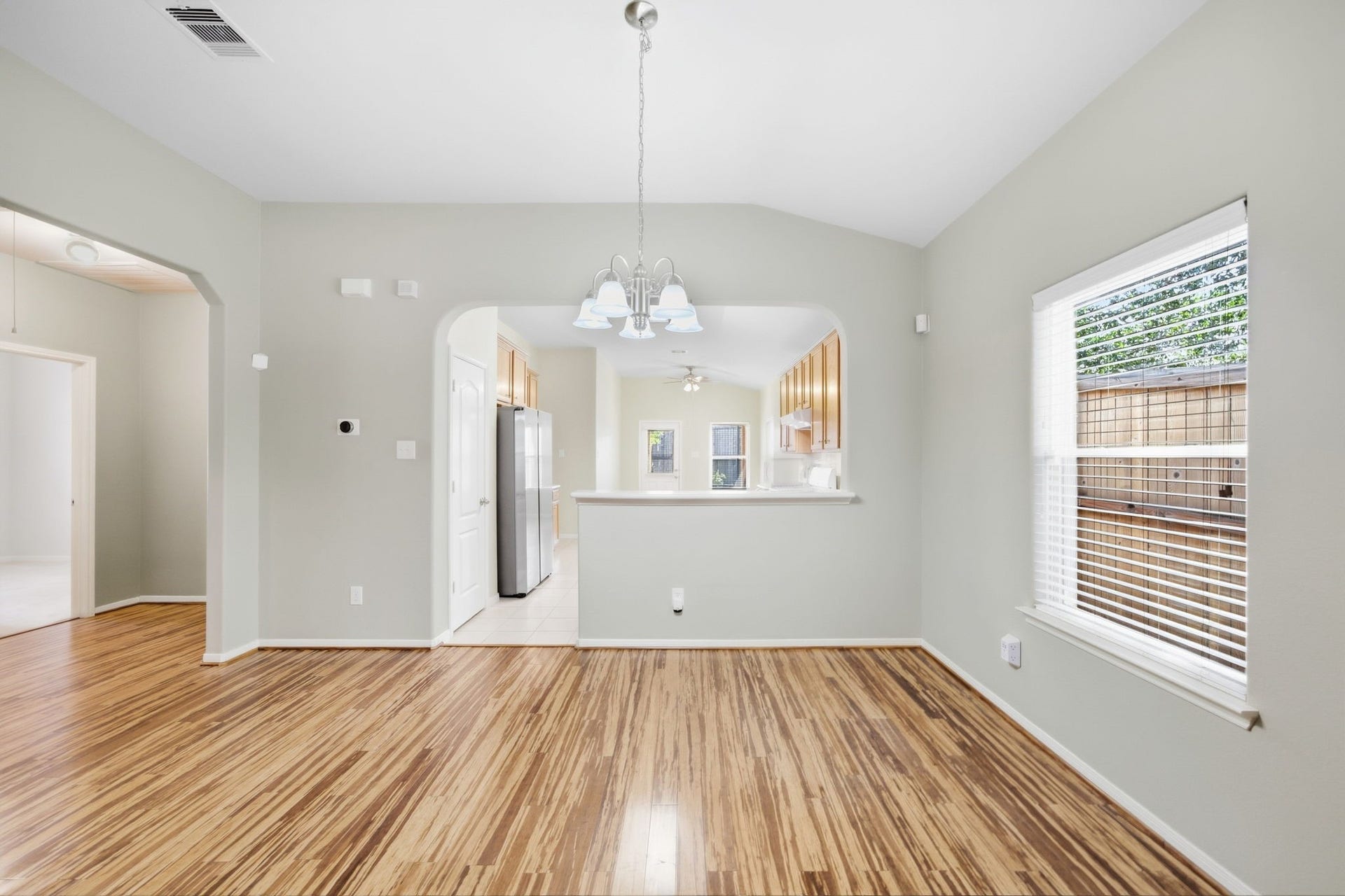 611 E Newport Bend, Katy, TX 77494 611 E Newport Bend, Katy, TX 77494