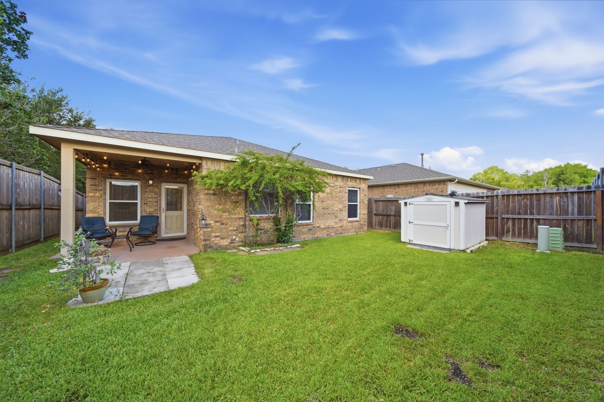 611 E Newport Bend, Katy, TX 77494 611 E Newport Bend, Katy, TX 77494