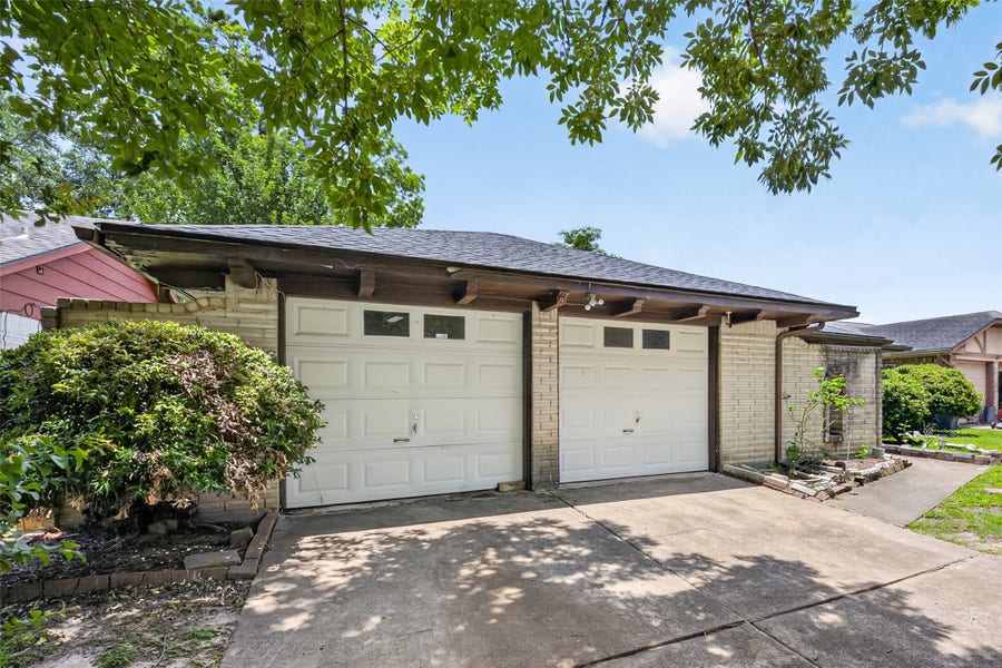 Property photo for 9222 Vanwood Street, Houston, TX