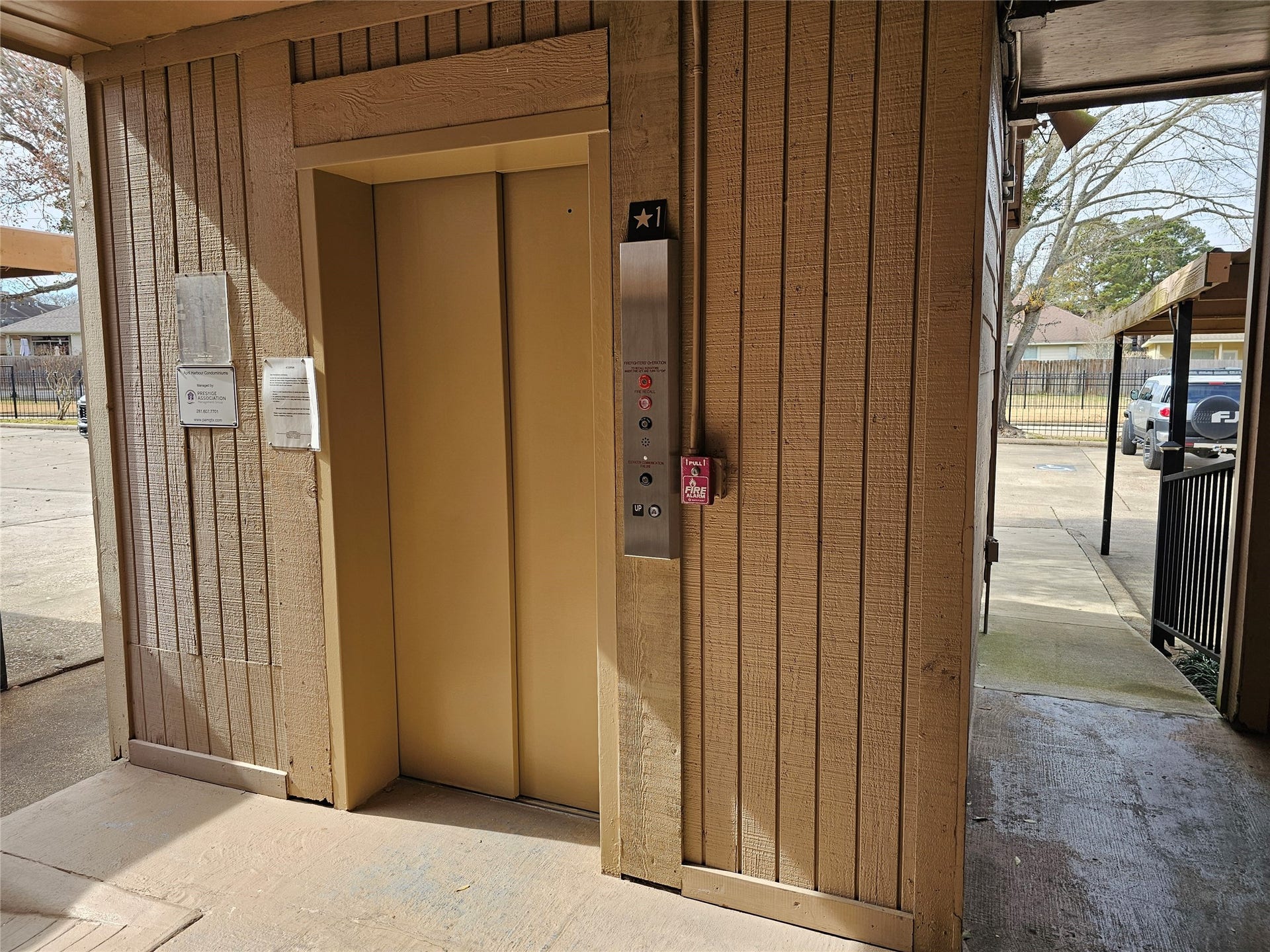 15575 Marina Drive, #323A, Conroe, TX 77356 Elevator that services all 3 levels.