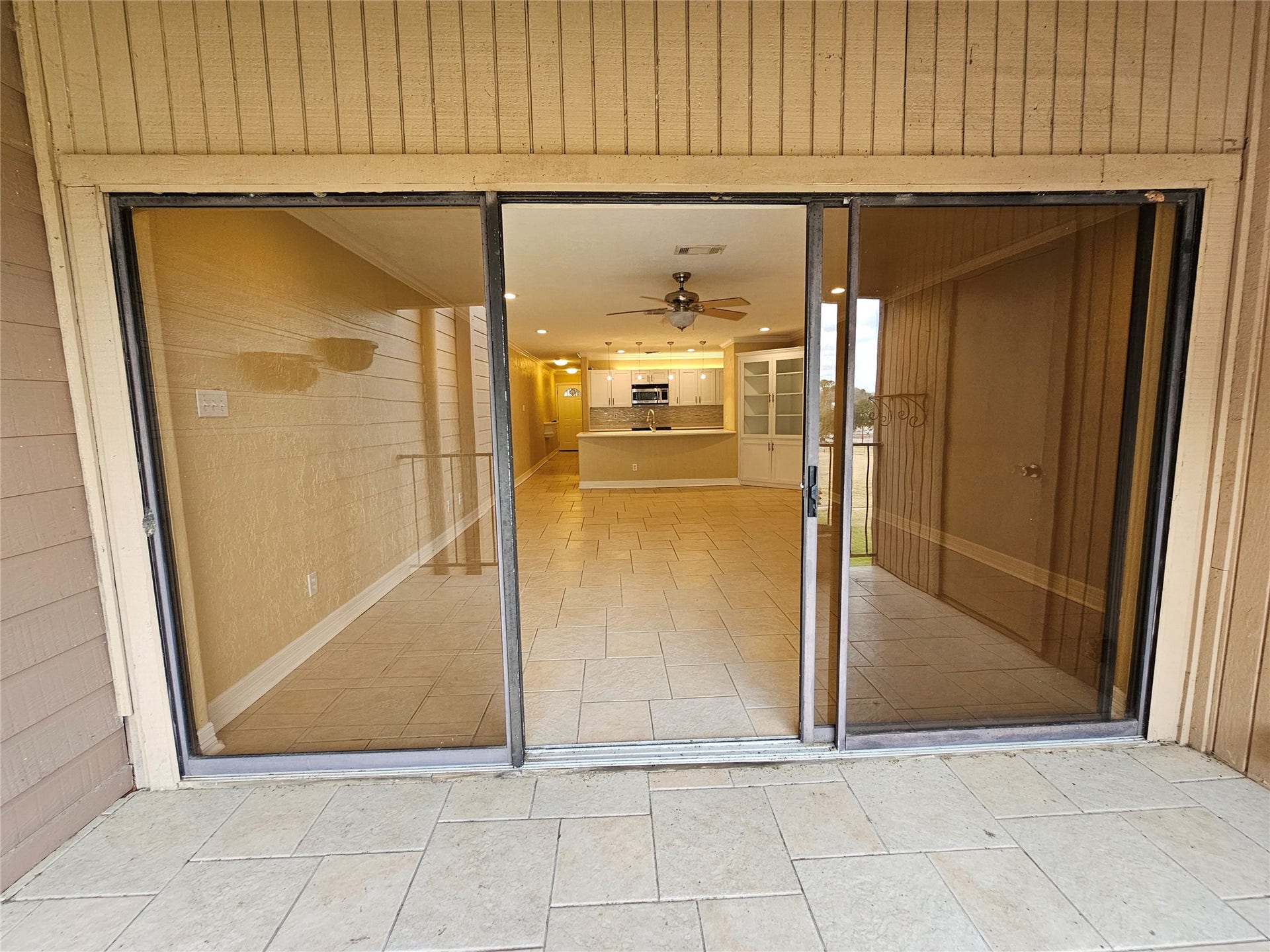 15575 Marina Drive, #323A, Conroe, TX 77356 15575 Marina Drive, #323A, Conroe, TX 77356
