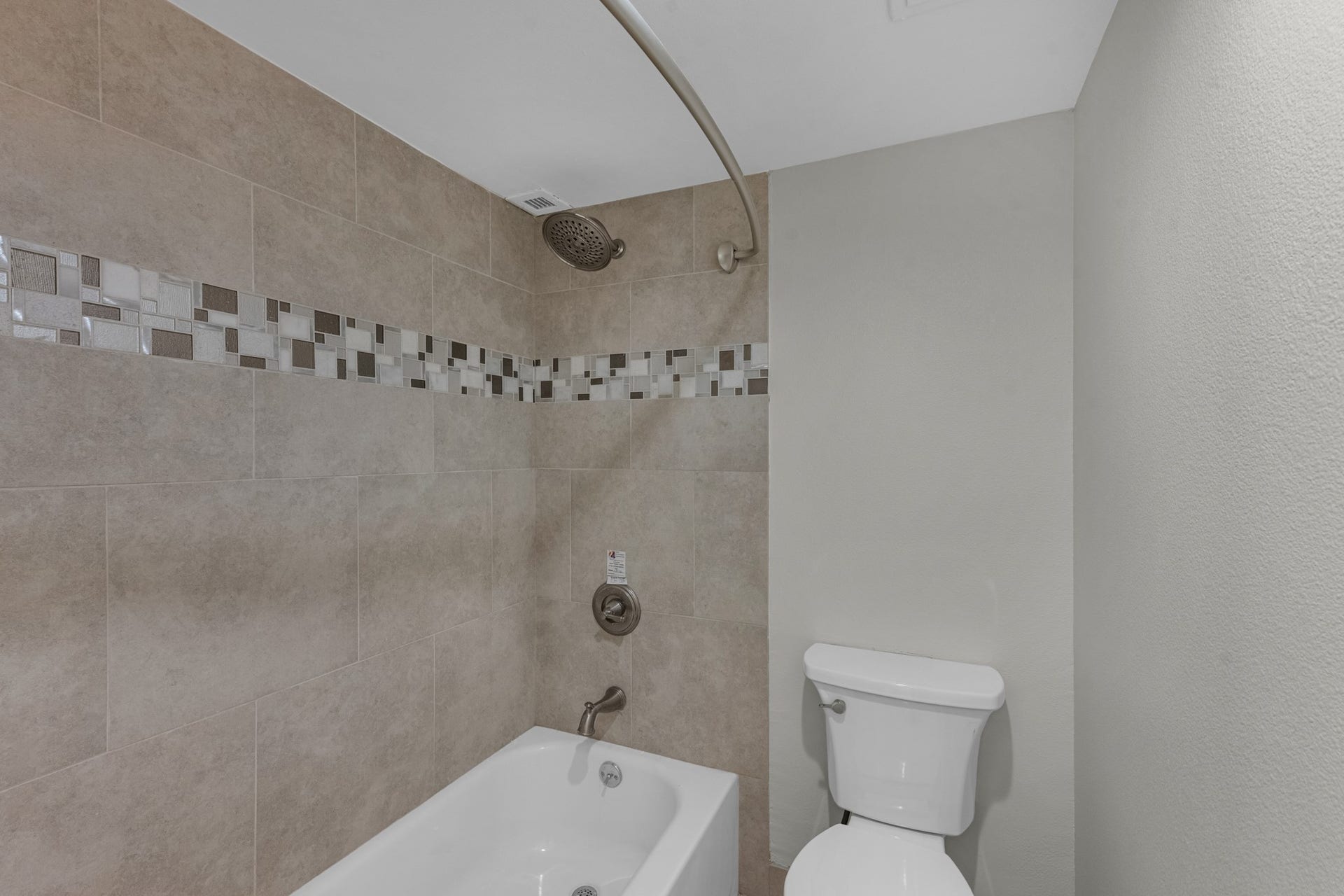 3525 Sage Rd, #304, Houston, TX 77056 3525 Sage Rd, #304, Houston, TX 77056