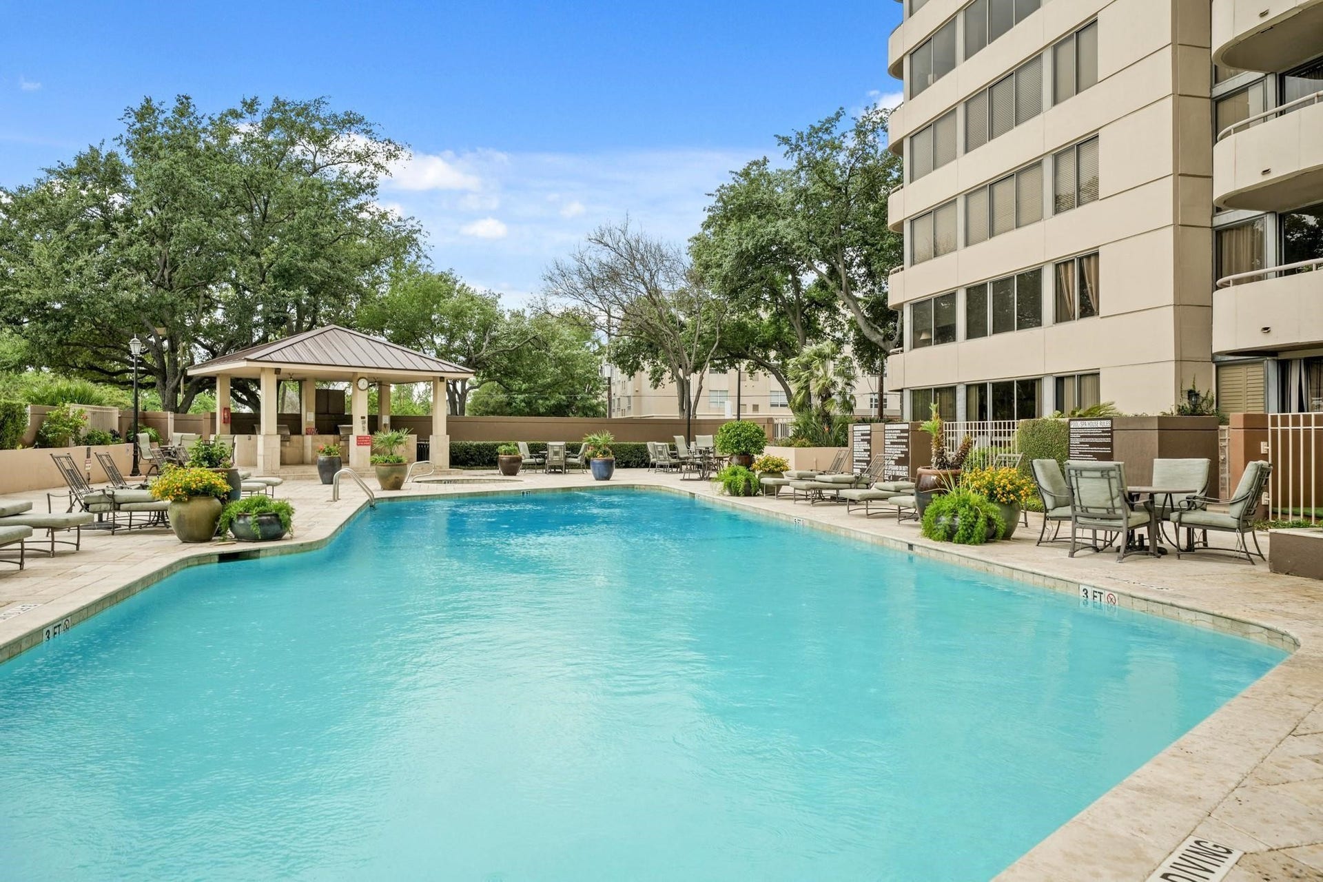 3525 Sage Rd, #304, Houston, TX 77056 3525 Sage Rd, #304, Houston, TX 77056