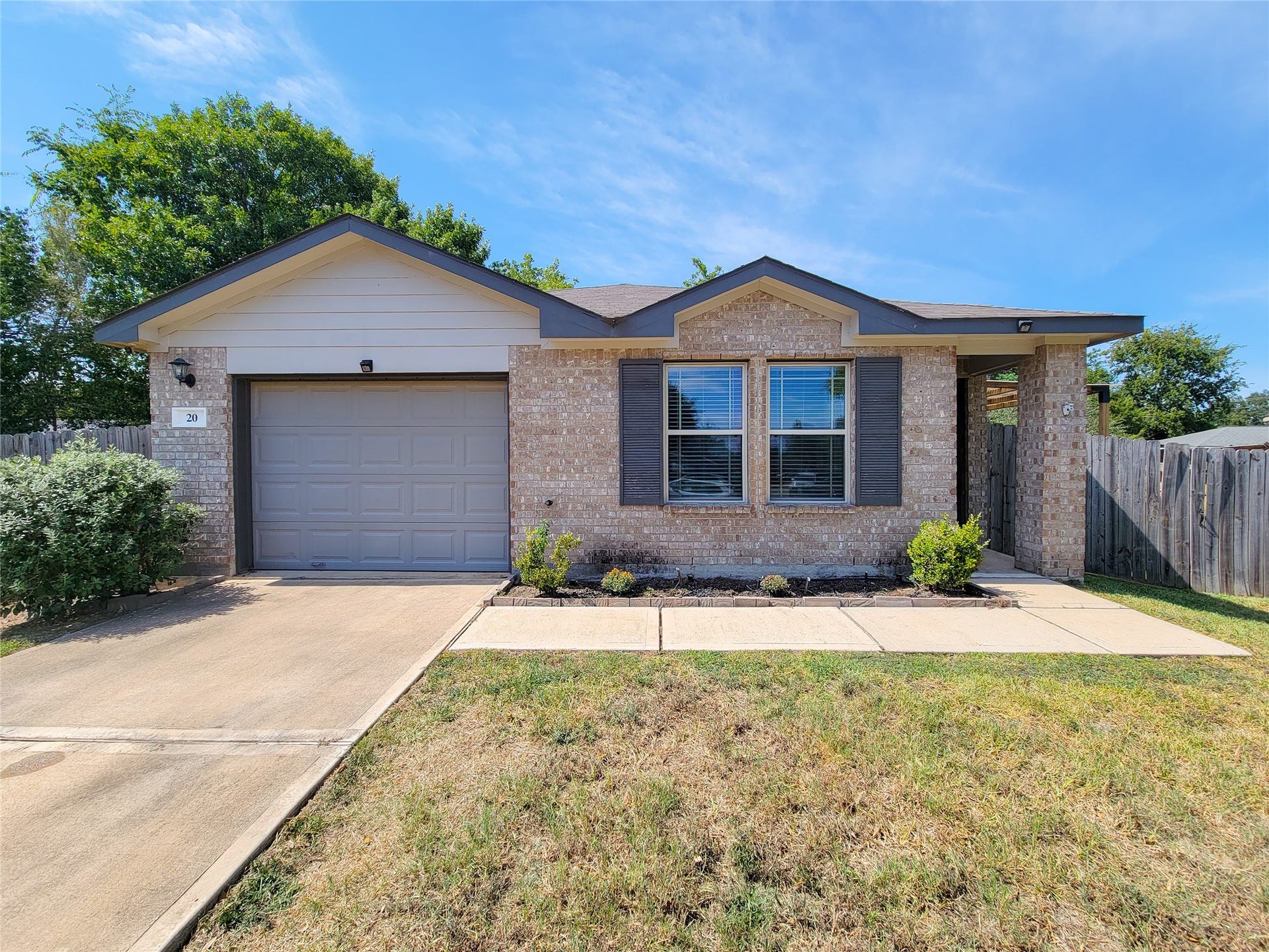 20 Carol Court, Brookshire, TX 77423 20 Carol Court, Brookshire, TX 77423