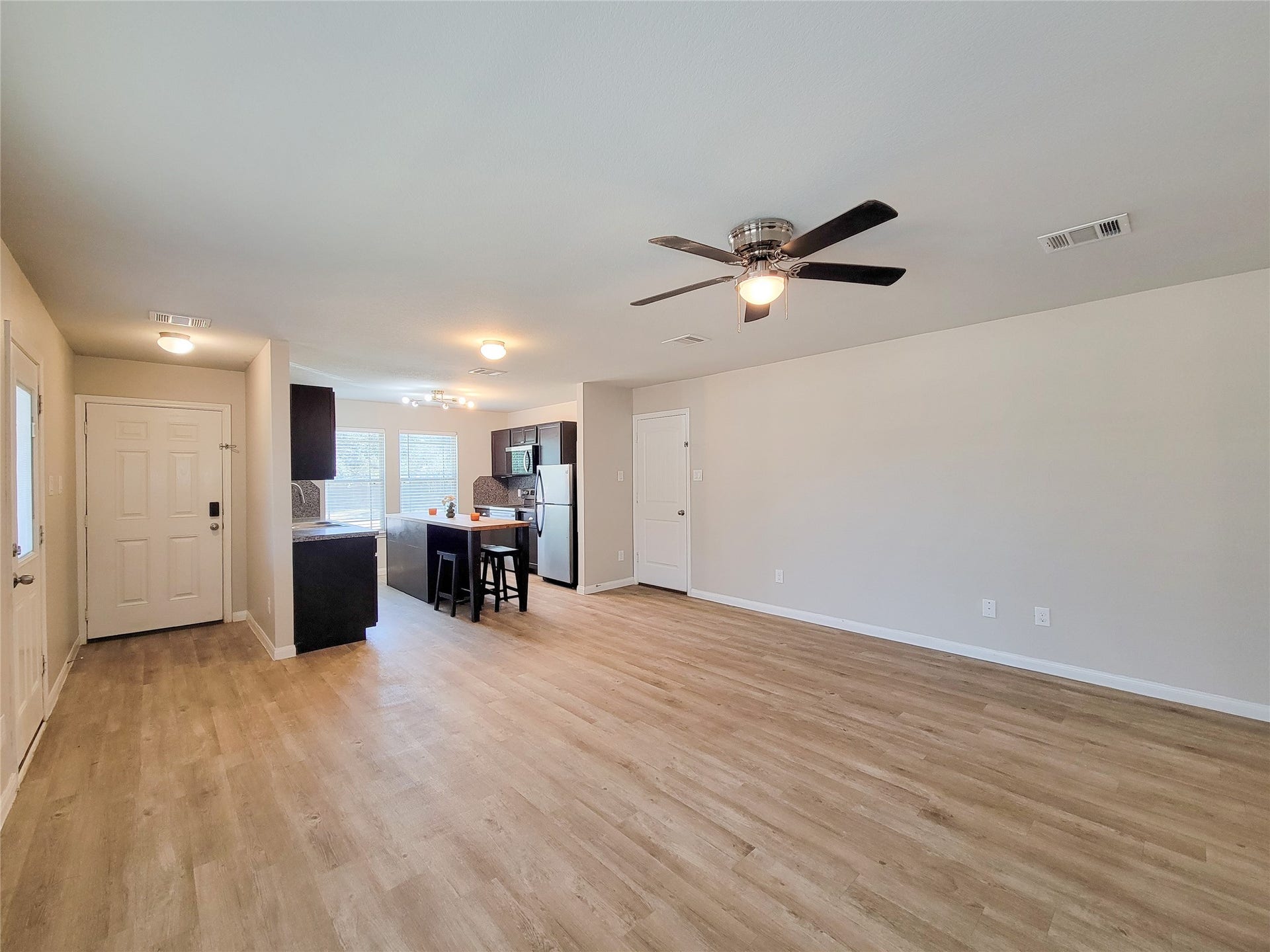 20 Carol Court, Brookshire, TX 77423 20 Carol Court, Brookshire, TX 77423