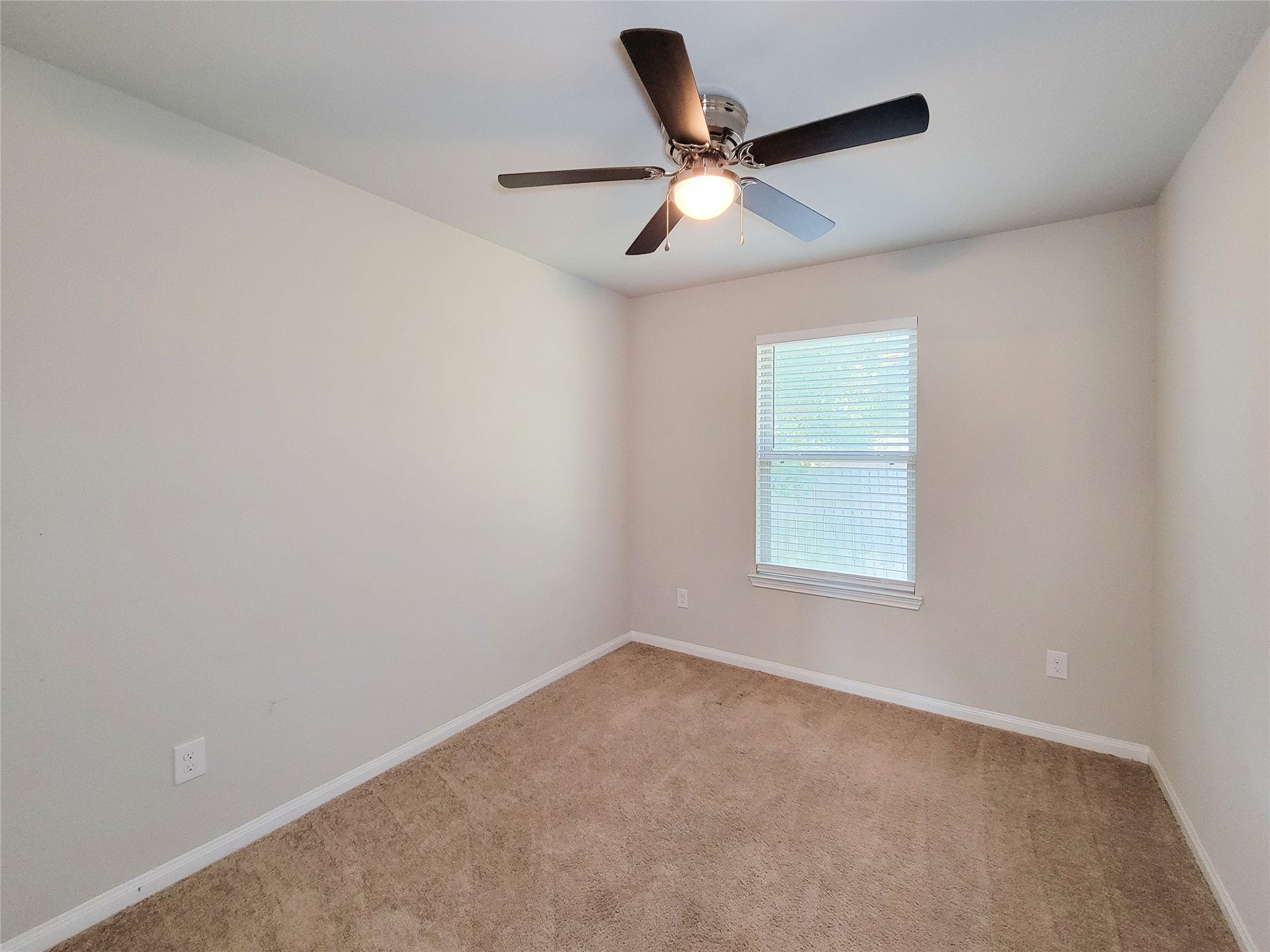 20 Carol Court, Brookshire, TX 77423 20 Carol Court, Brookshire, TX 77423