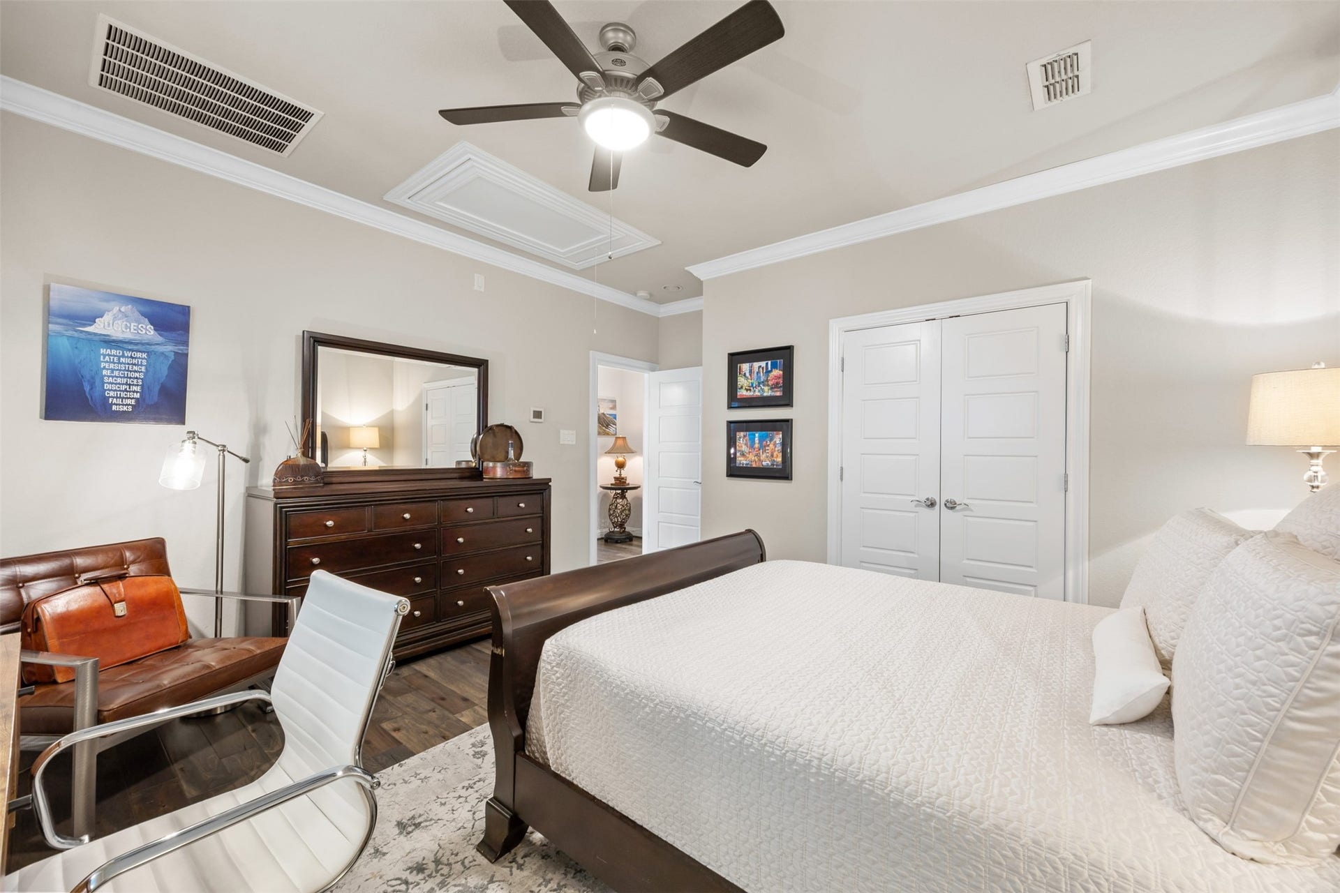 1006 Shepherd Oaks Drive, Houston, TX 77018 1006 Shepherd Oaks Drive, Houston, TX 77018