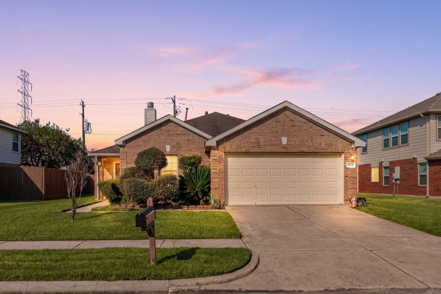 Property photo for 8111 Eastpoint Boulevard, Baytown, TX