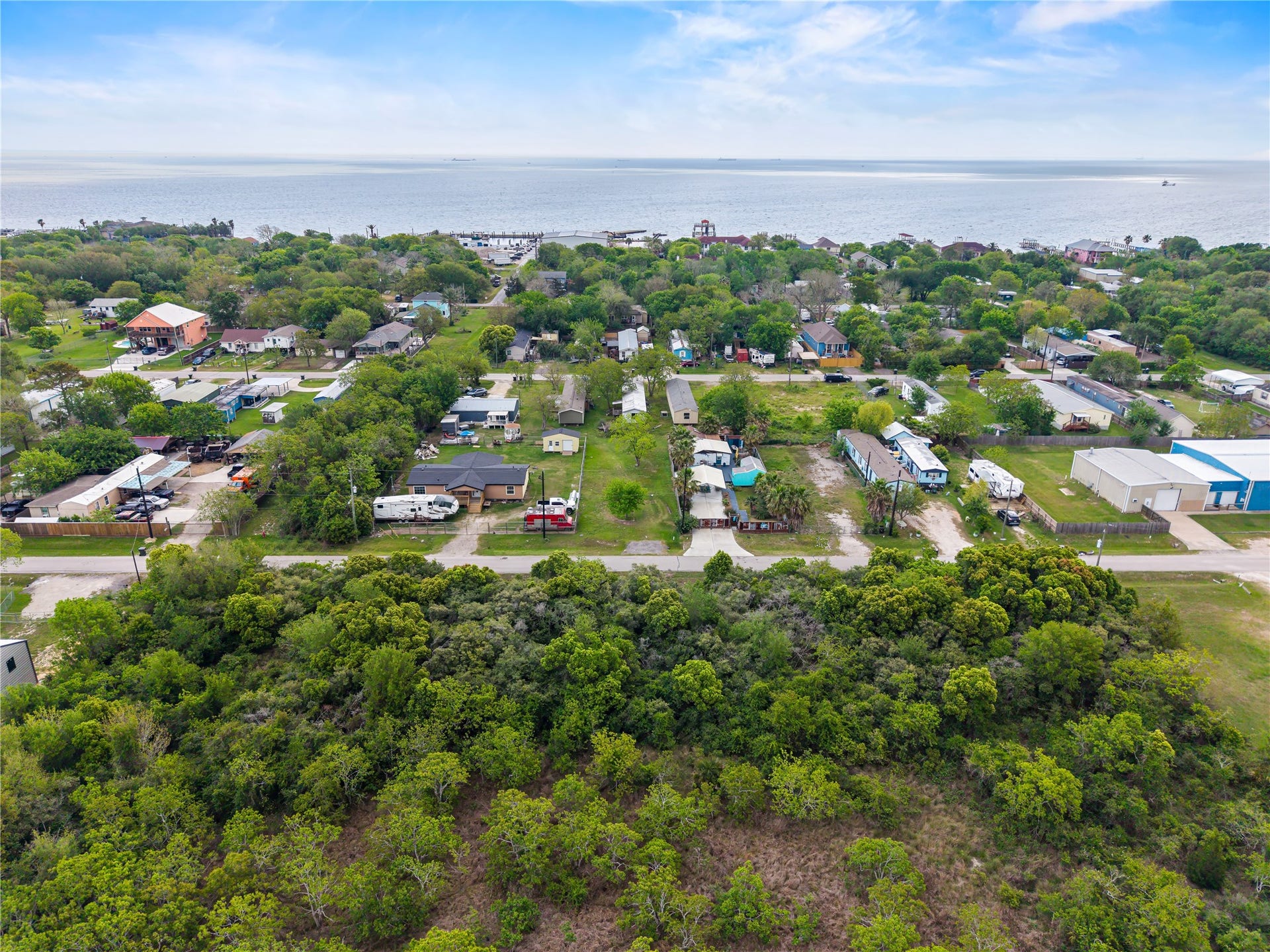 309 5th Street, San Leon, TX 77539 309 5th Street, San Leon, TX 77539