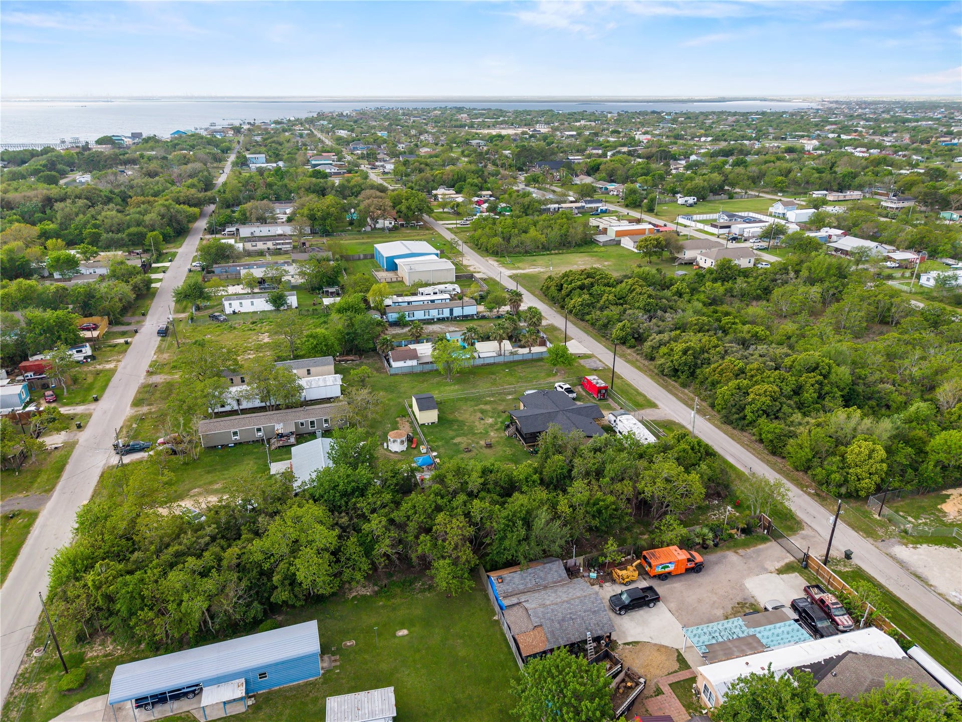 309 5th Street, San Leon, TX 77539 309 5th Street, San Leon, TX 77539