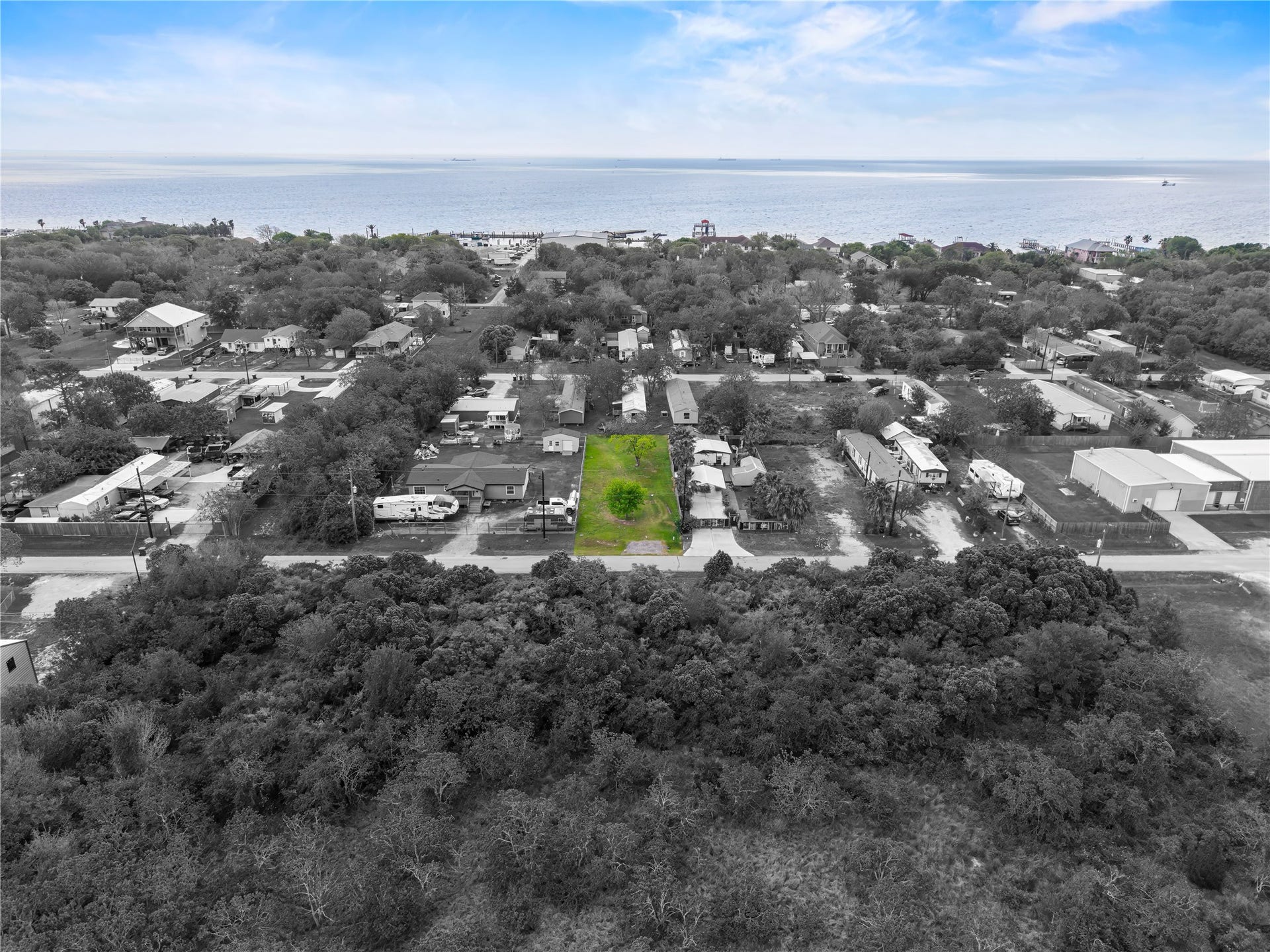309 5th Street, San Leon, TX 77539 309 5th Street, San Leon, TX 77539