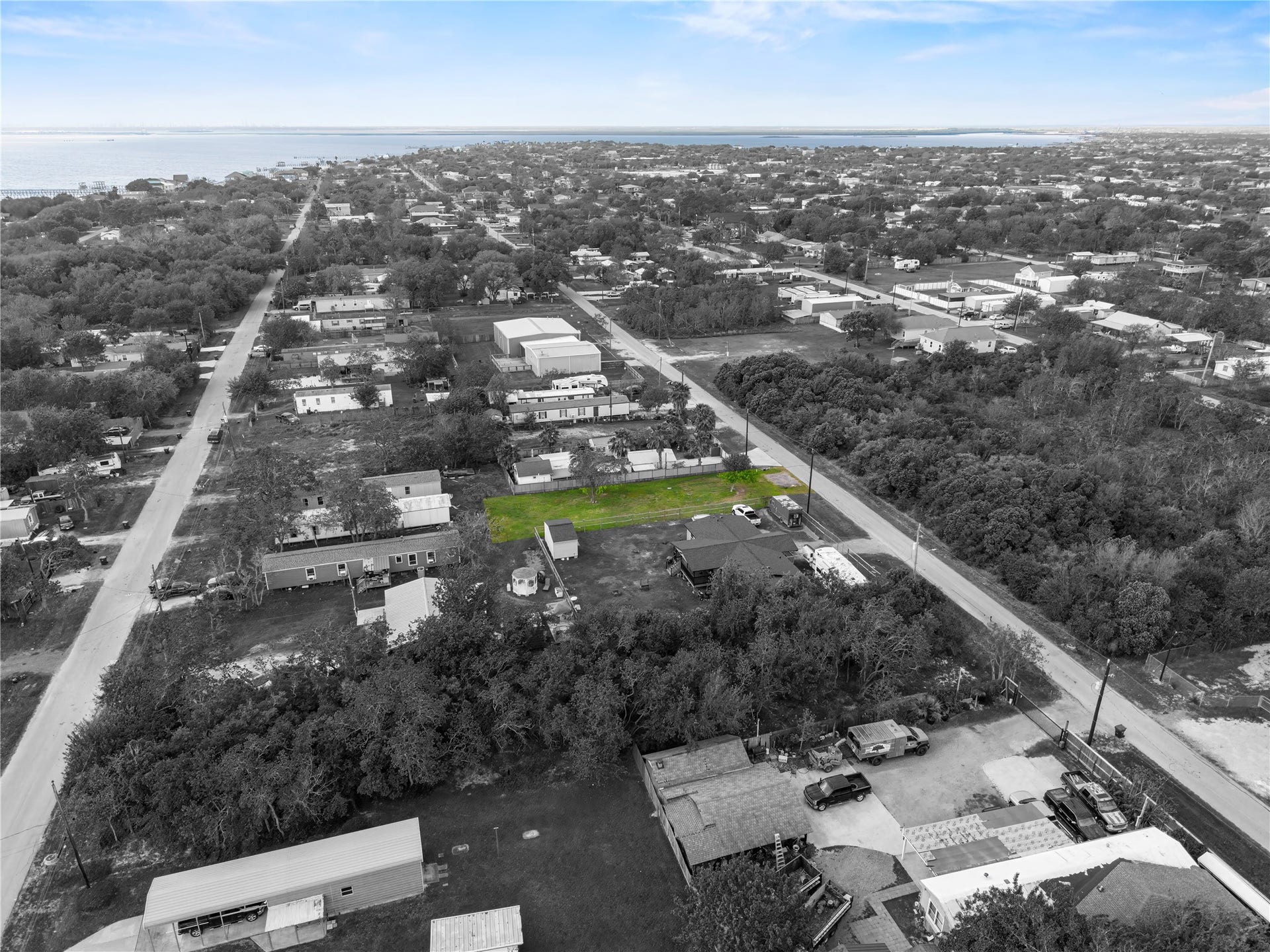 309 5th Street, San Leon, TX 77539 309 5th Street, San Leon, TX 77539