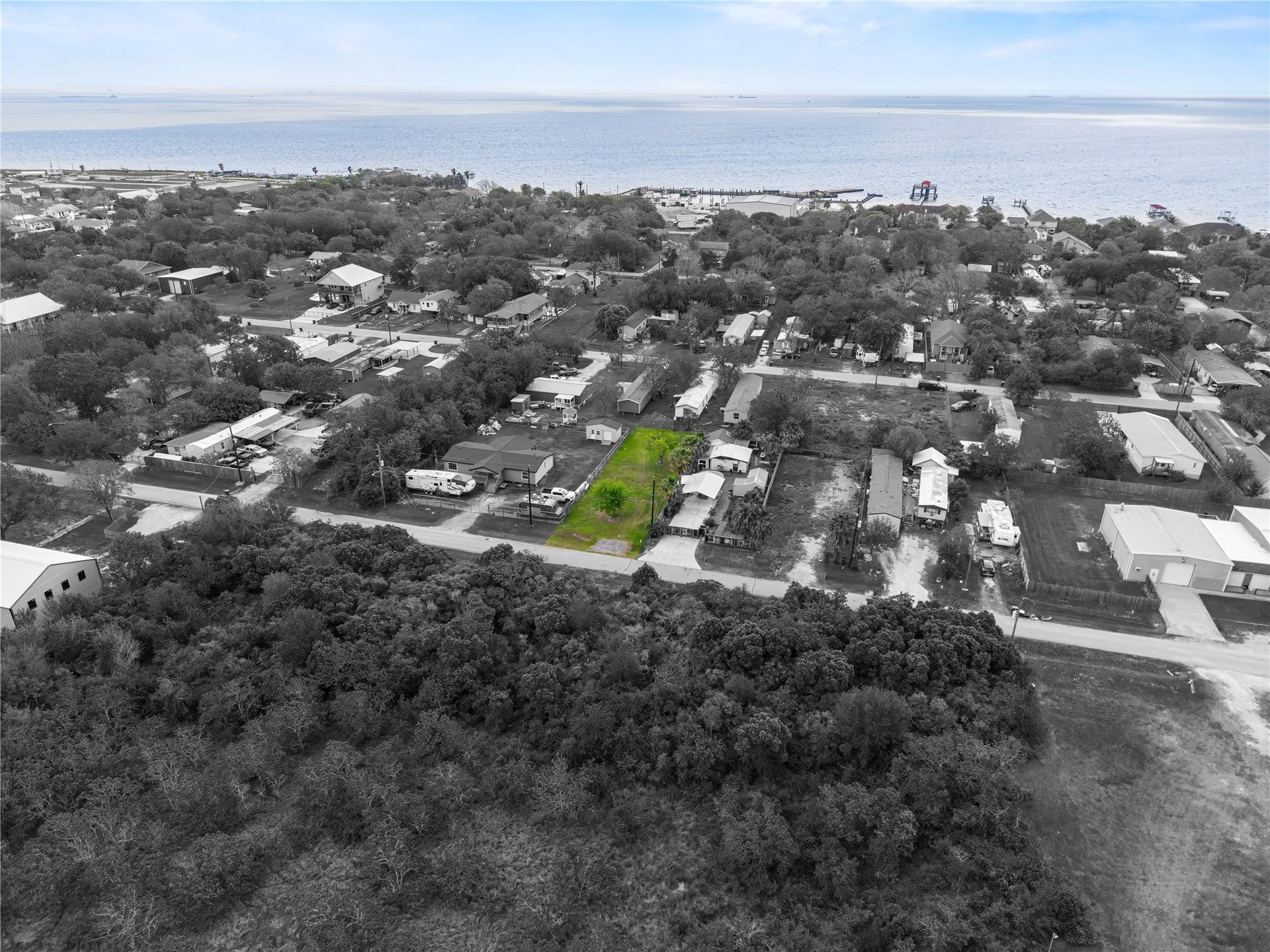309 5th Street, San Leon, TX 77539 309 5th Street, San Leon, TX 77539