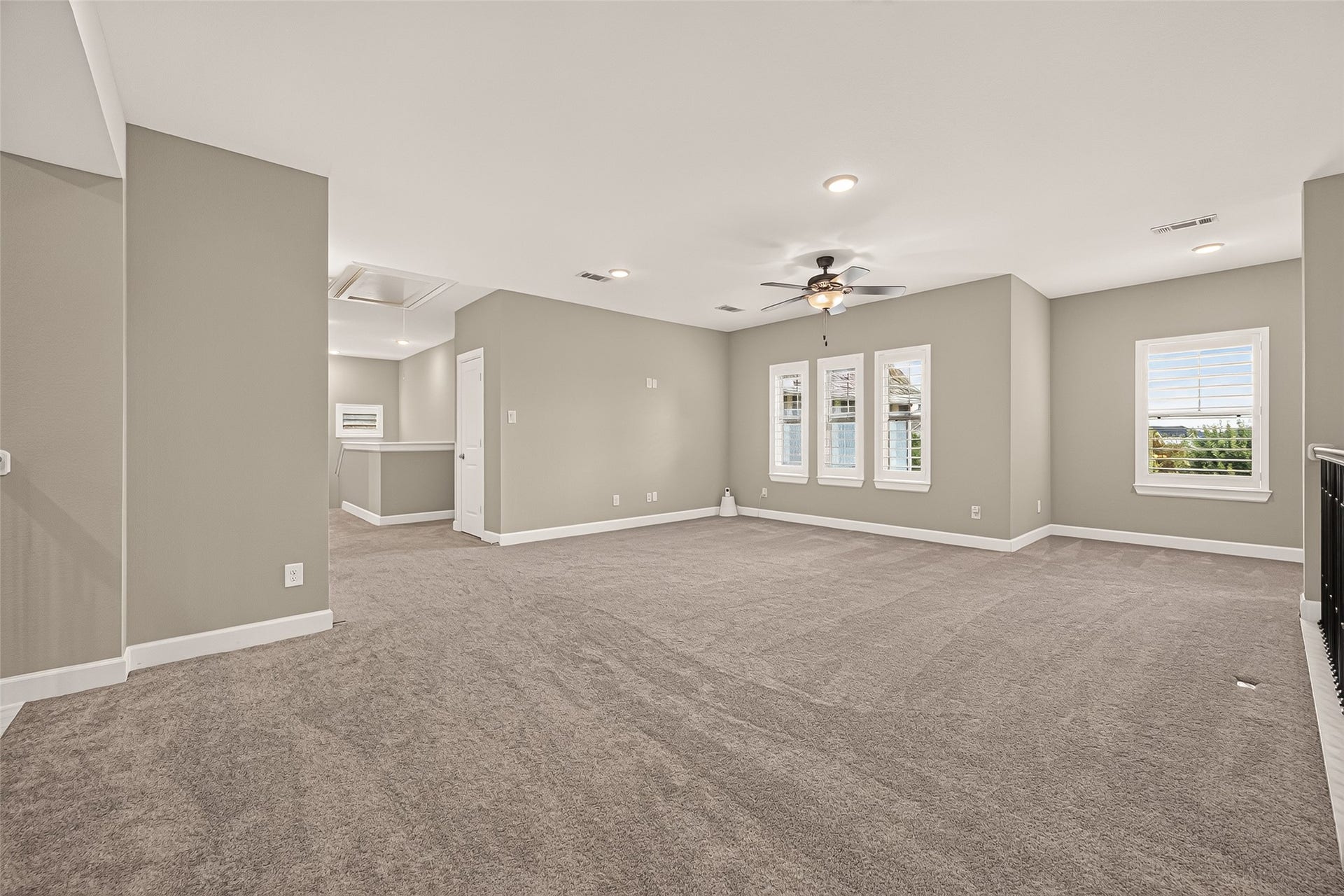 11219 Elm Creek Falls Court, Cypress, TX 77433 View of game room on second floor.