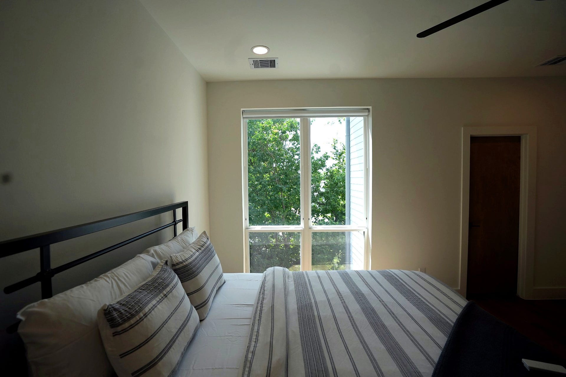 2205 Staples Street, #C, Houston, TX 77026 2205 Staples Street, #C, Houston, TX 77026