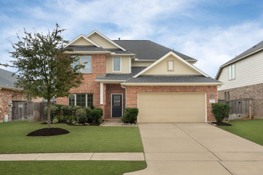 Property photo for 1635 Pickford Knolls Lane, Katy, TX
