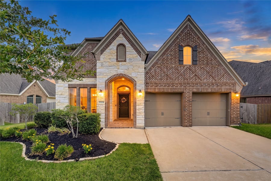Property photo for 13226 Sage Meadow Lane, Pearland, TX