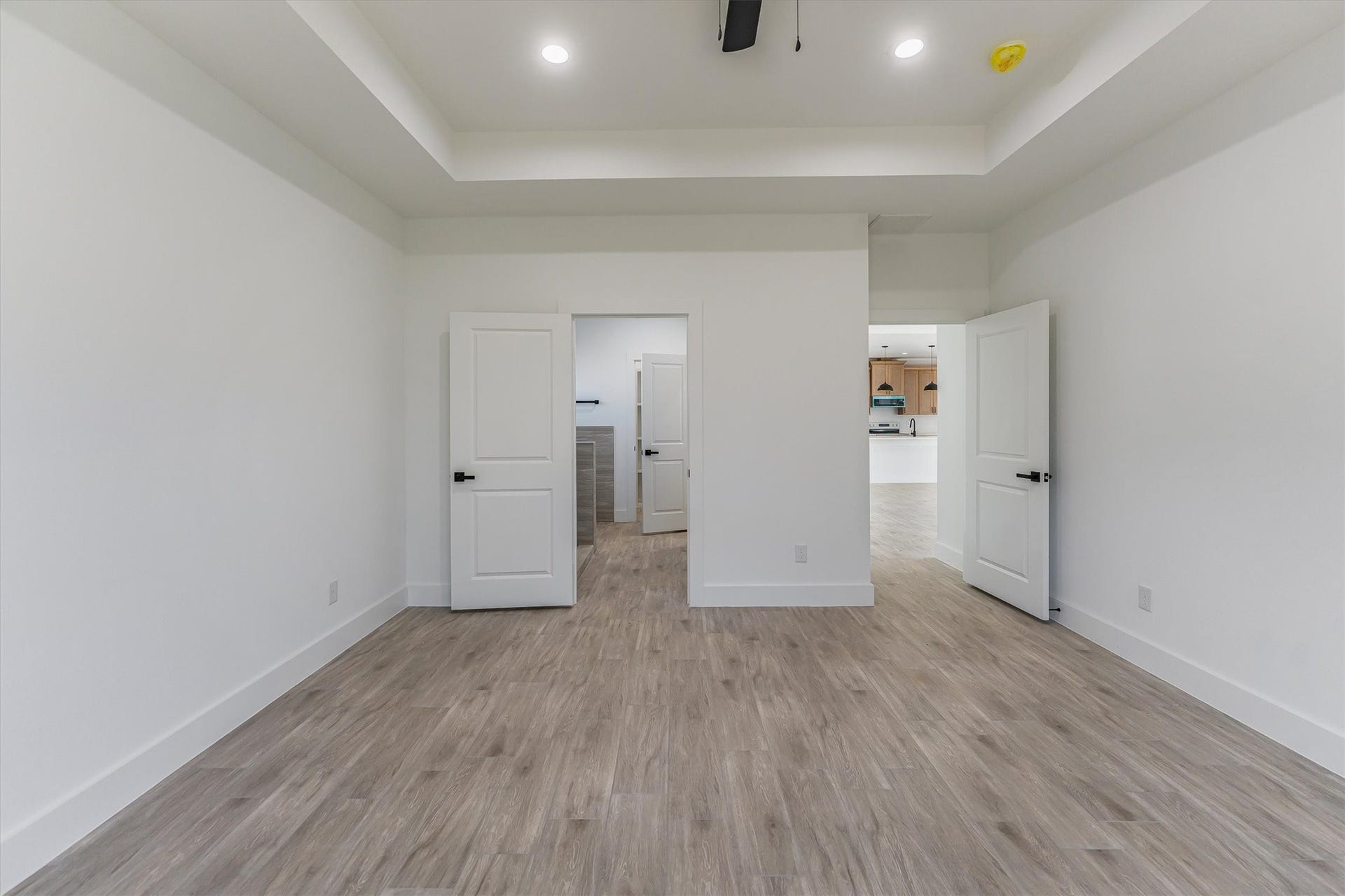 10703 Hillside Drive, Montgomery, TX 77356 10703 Hillside Drive, Montgomery, TX 77356