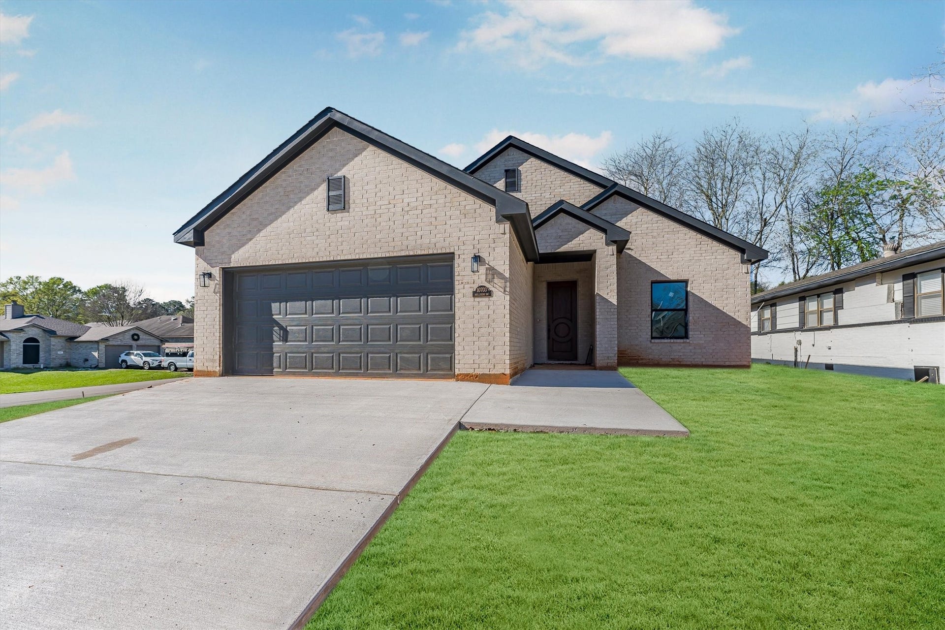 10703 Hillside Drive, Montgomery, TX 77356 10703 Hillside Drive, Montgomery, TX 77356