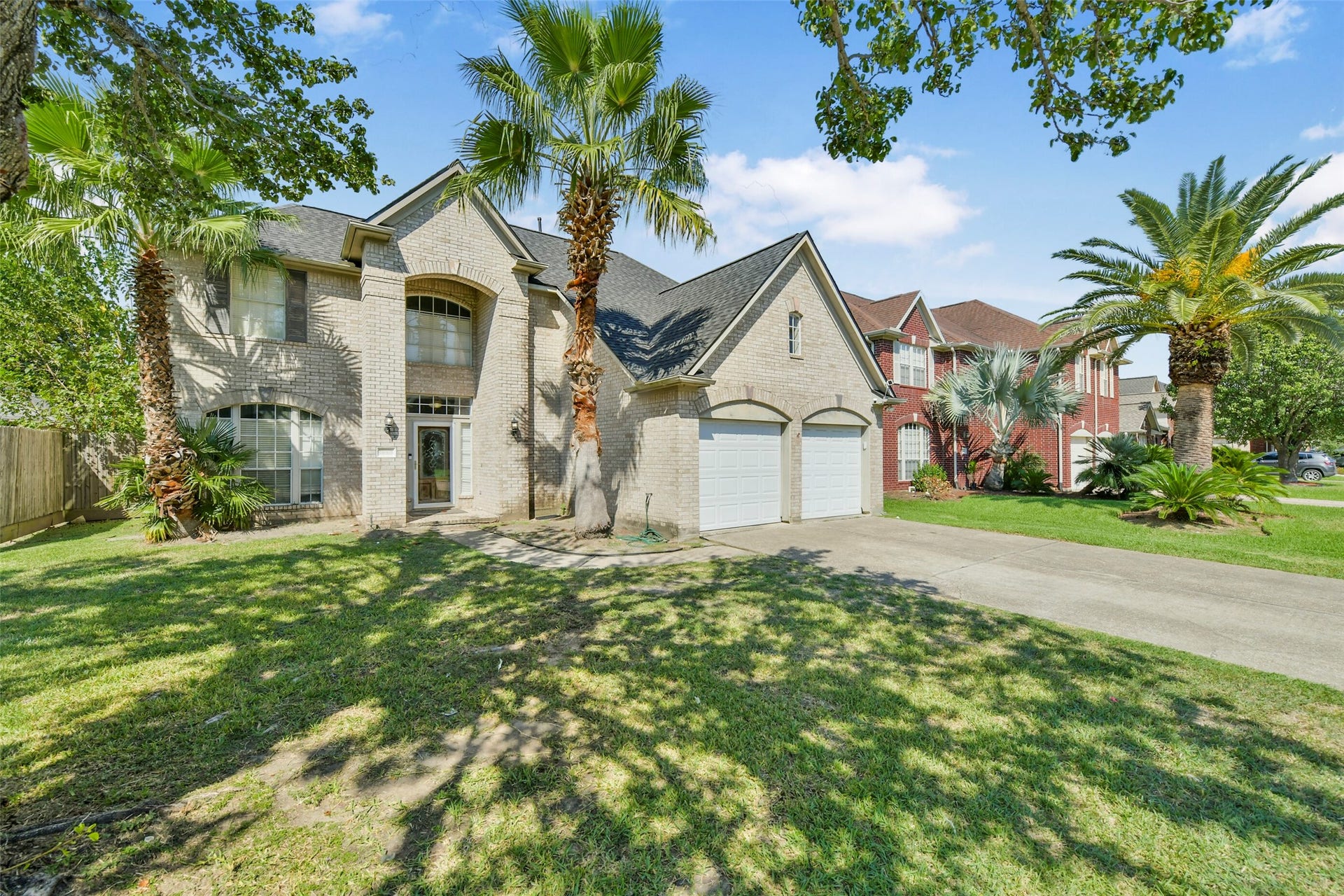 11003 Pinewood Court, La Porte, TX 77571 View of front of the house