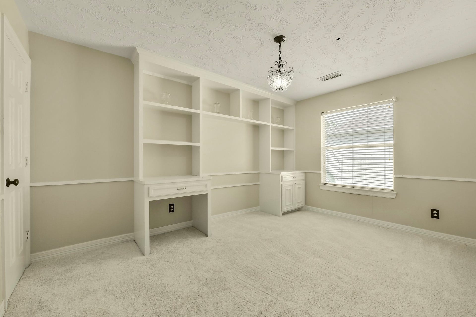 11003 Pinewood Court, La Porte, TX 77571 Secondary Bedroom 2
