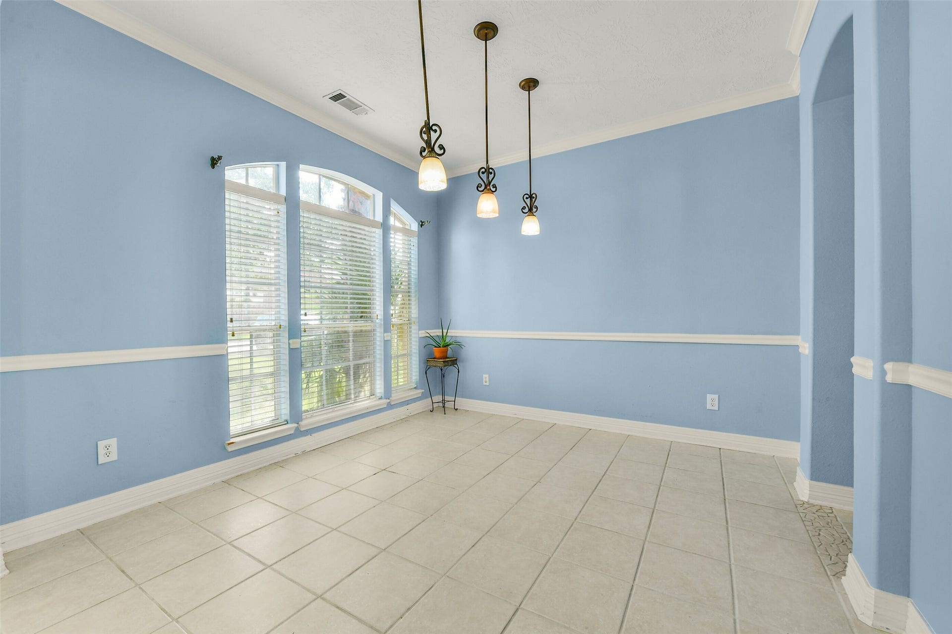 11003 Pinewood Court, La Porte, TX 77571 Dining Room