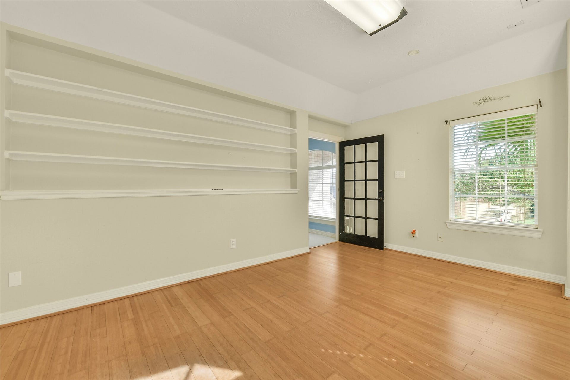11003 Pinewood Court, La Porte, TX 77571 Secondary Bedroom 1