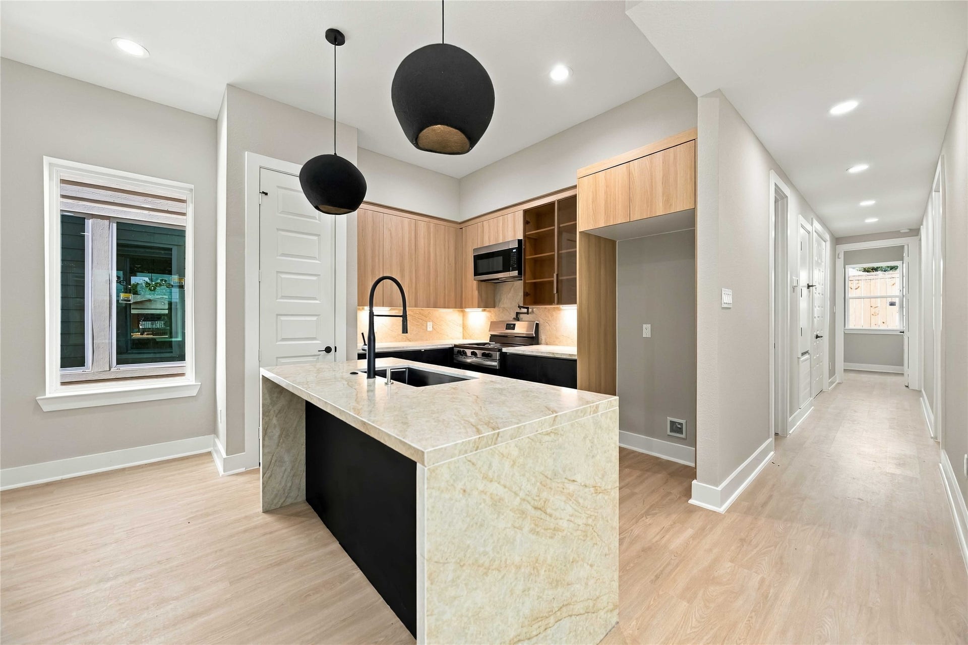 3503 Rebecca Street, #E/F, Houston, TX 77021 3503 Rebecca Street, #E/F, Houston, TX 77021