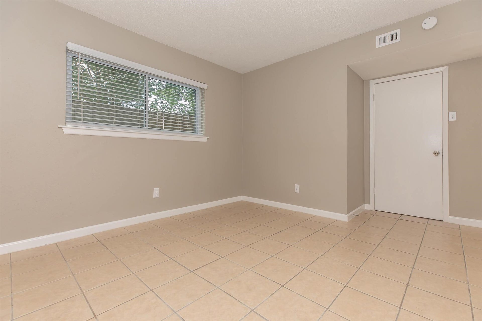 9707 Timberside Drive, #18, Houston, TX 77025