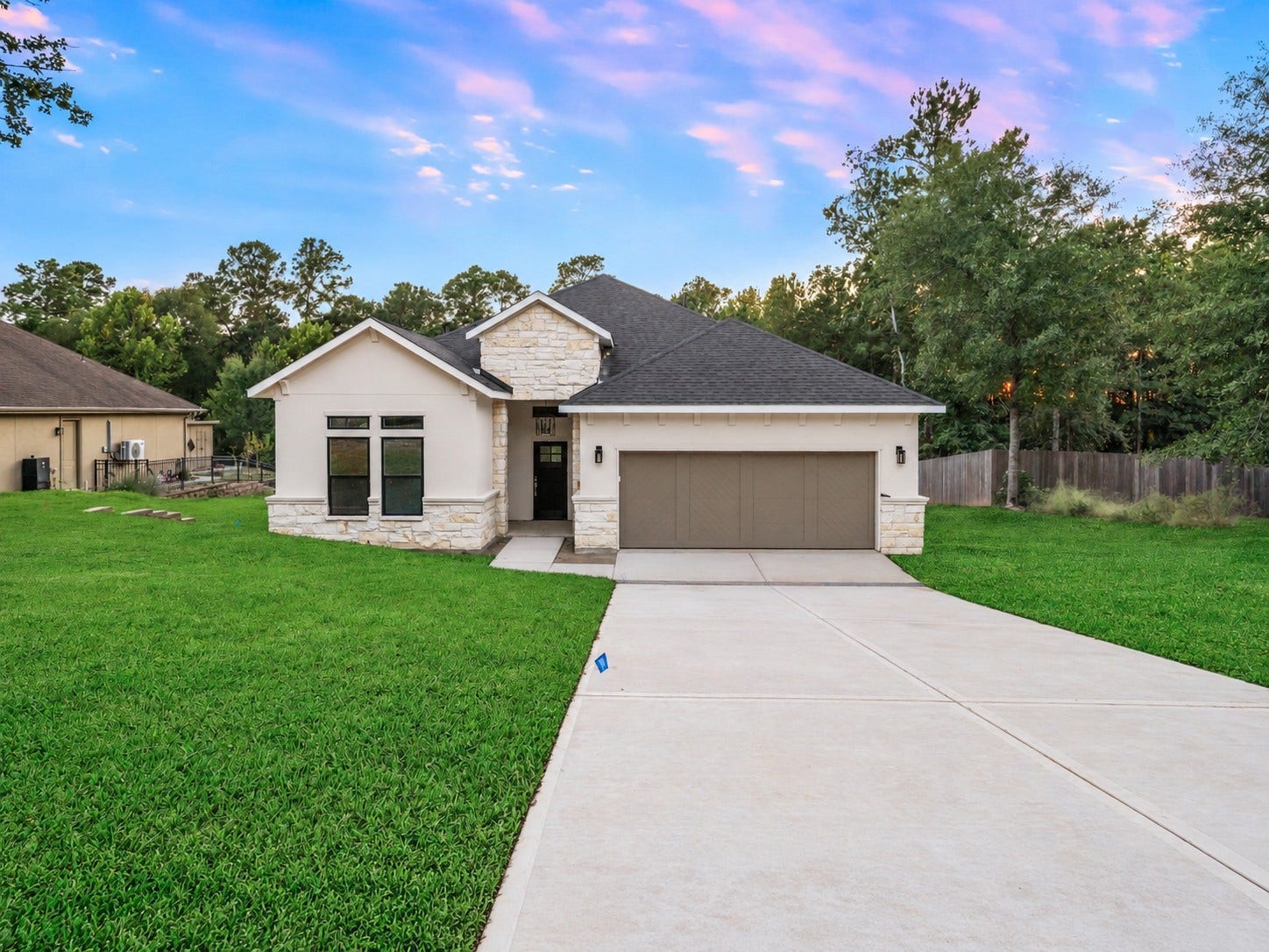 4833 W Fork Boulevard, Conroe, TX 77304 4833 W Fork Boulevard, Conroe, TX 77304