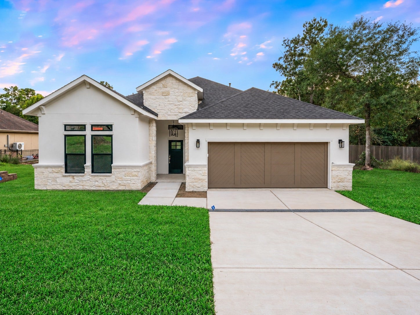 4833 W Fork Boulevard, Conroe, TX 77304 4833 W Fork Boulevard, Conroe, TX 77304