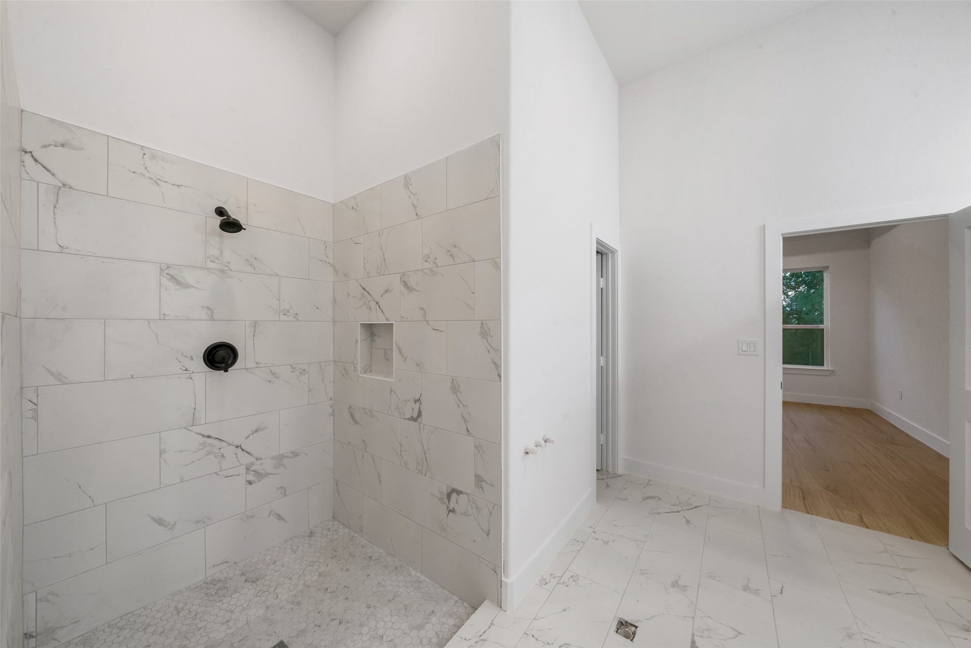4833 W Fork Boulevard, Conroe, TX 77304 4833 W Fork Boulevard, Conroe, TX 77304