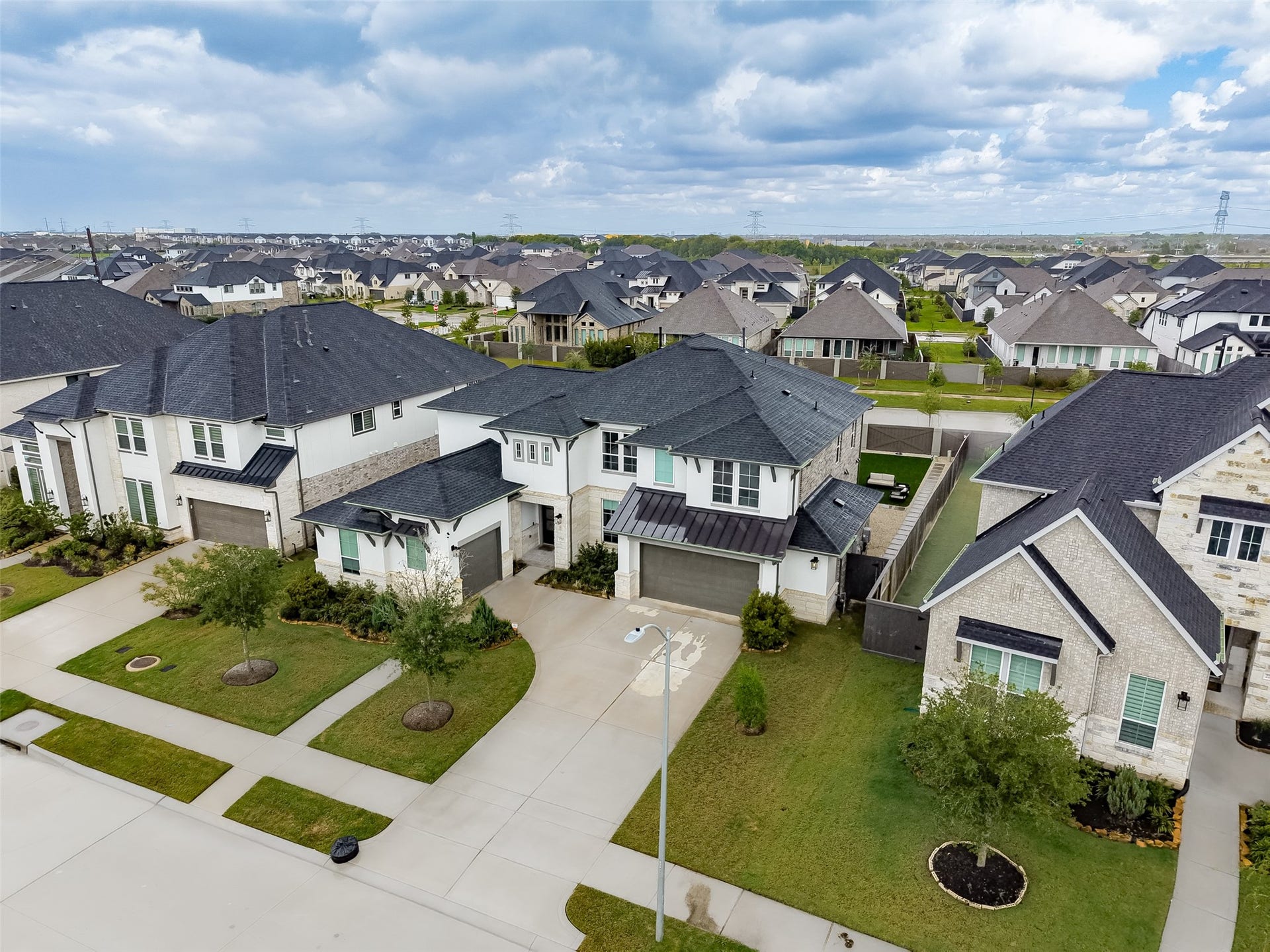 2710 Berry Basket Trail, Richmond, TX 77406 Aerial views of the property!