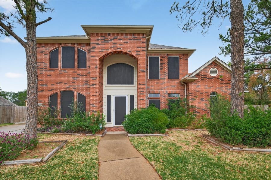 Property photo for 6502 Mesa Vista Court, Houston, TX