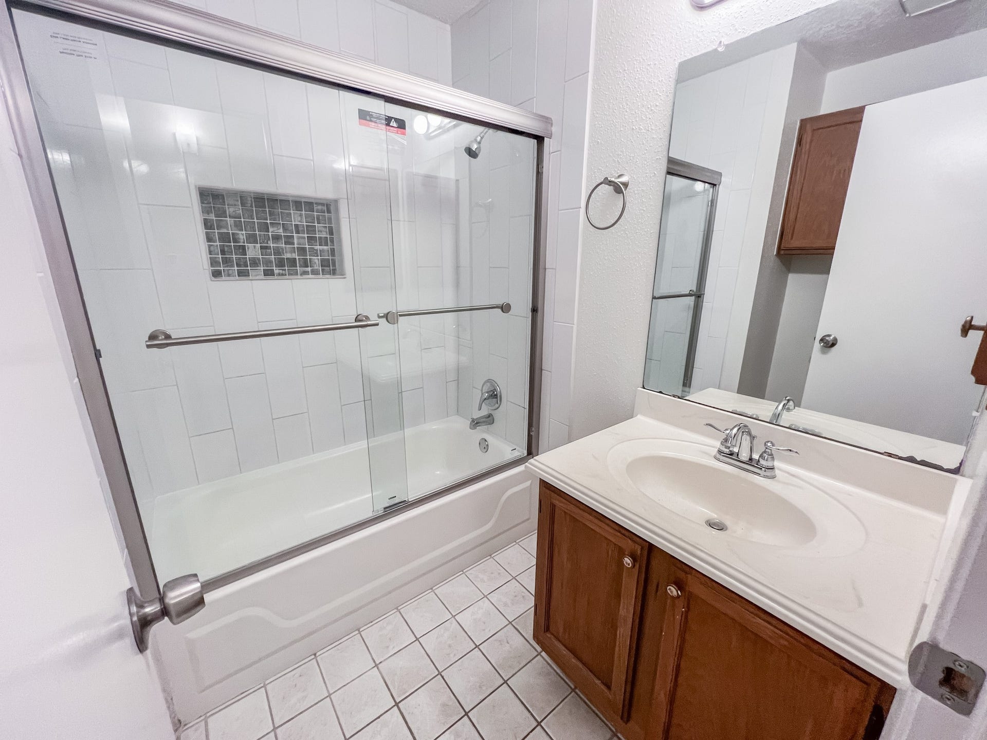347 Elder Vista Drive, Houston, TX 77598 347 Elder Vista Drive, Houston, TX 77598
