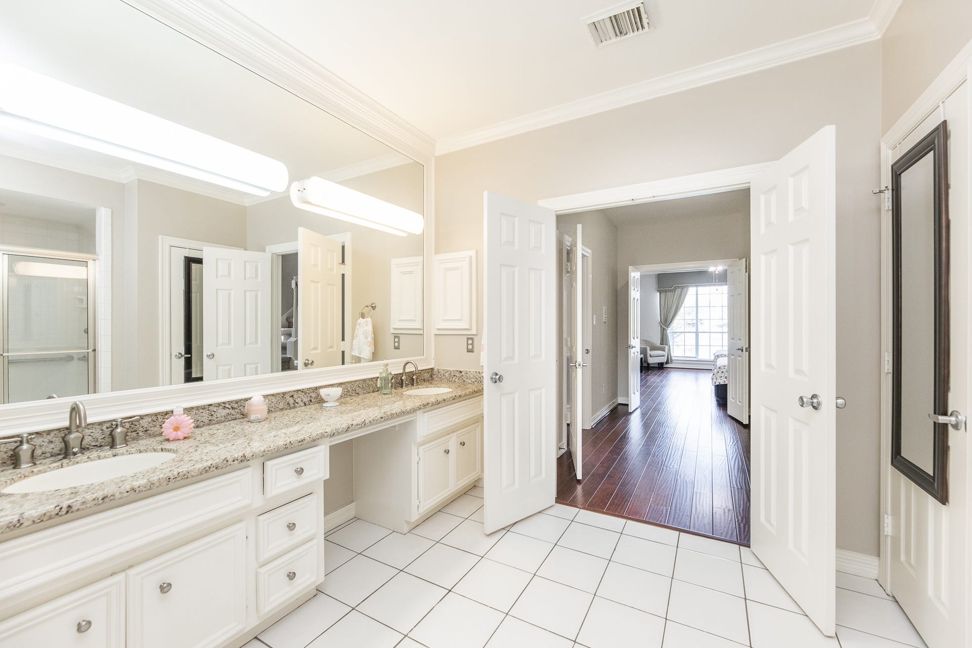 1907 Waterside Drive, Missouri City, TX 77459 1907 Waterside Drive, Missouri City, TX 77459