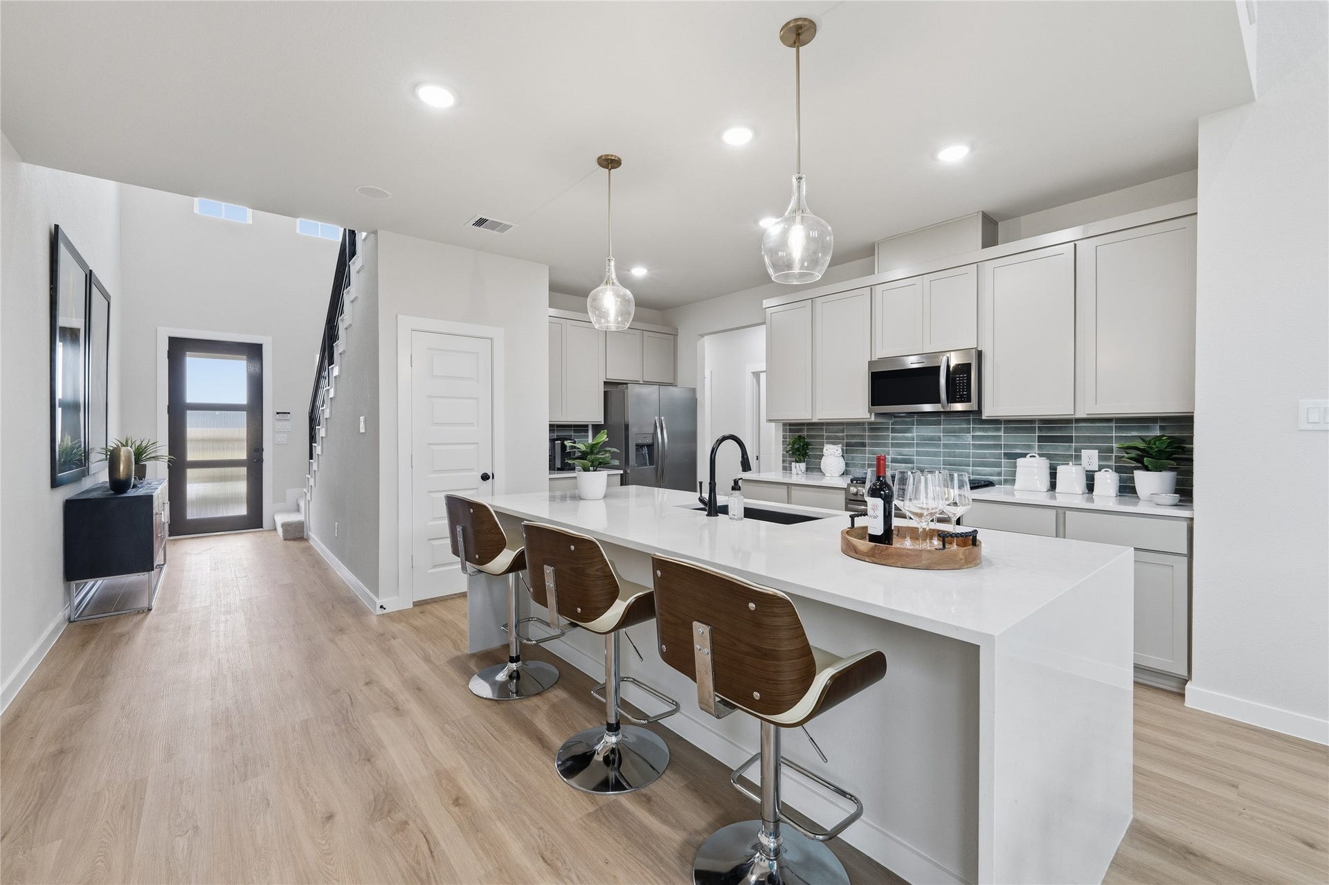 25478 Blossom Court, Montgomery, TX 77316 Representative Photo. Not Actual Home. Actual colors and features may vary.