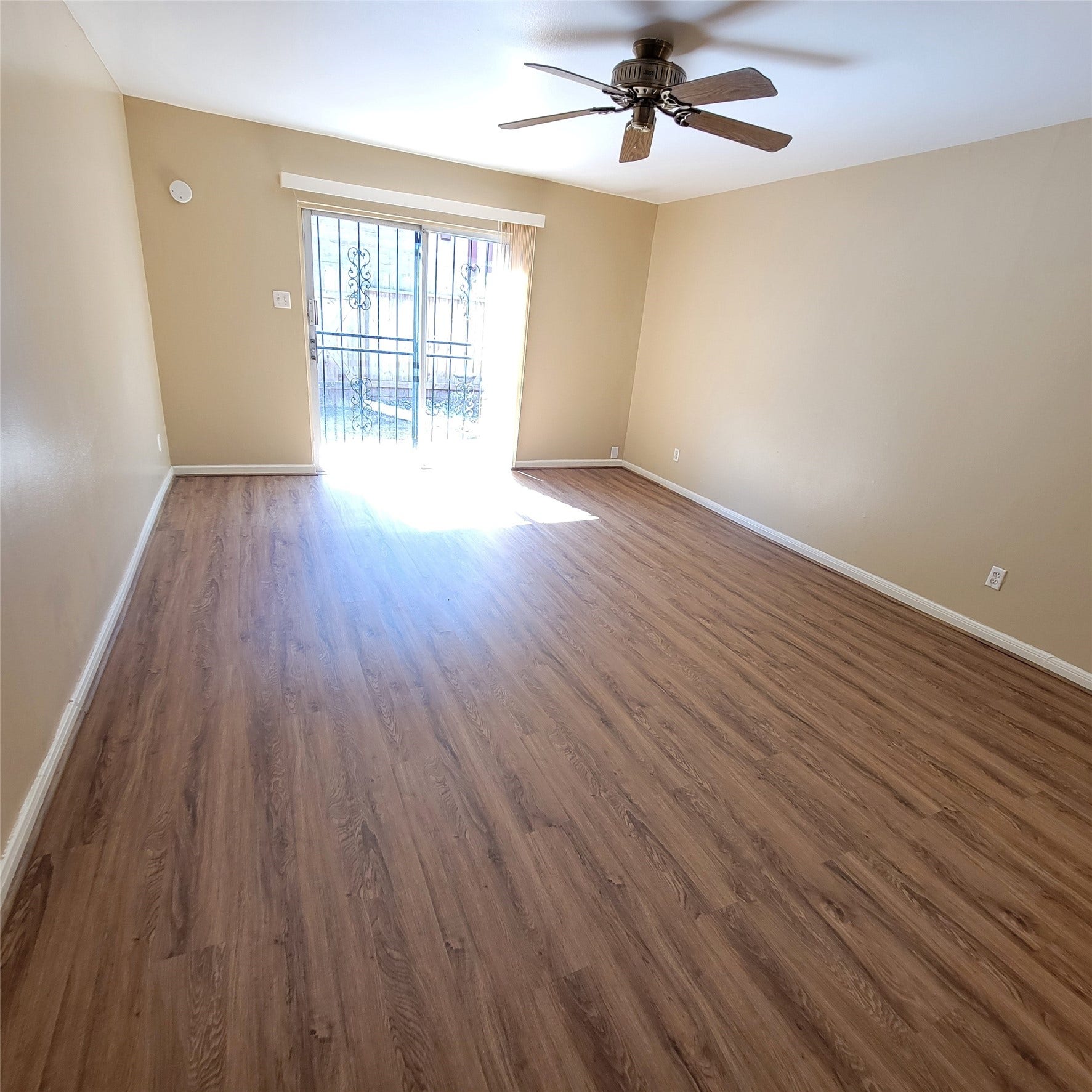 5212 Arboles Drive, #B, Houston, TX 77035 5212 Arboles Drive, #B, Houston, TX 77035