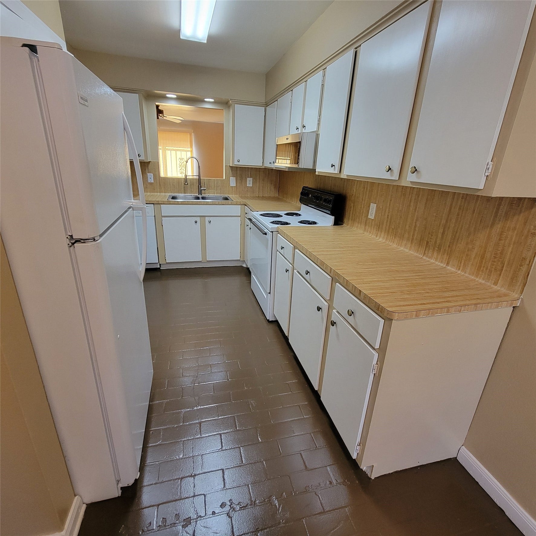 5212 Arboles Drive, #B, Houston, TX 77035 5212 Arboles Drive, #B, Houston, TX 77035
