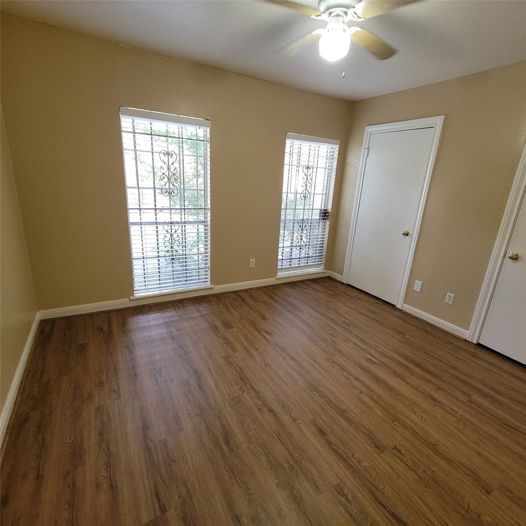 5212 Arboles Drive, #B, Houston, TX 77035 5212 Arboles Drive, #B, Houston, TX 77035