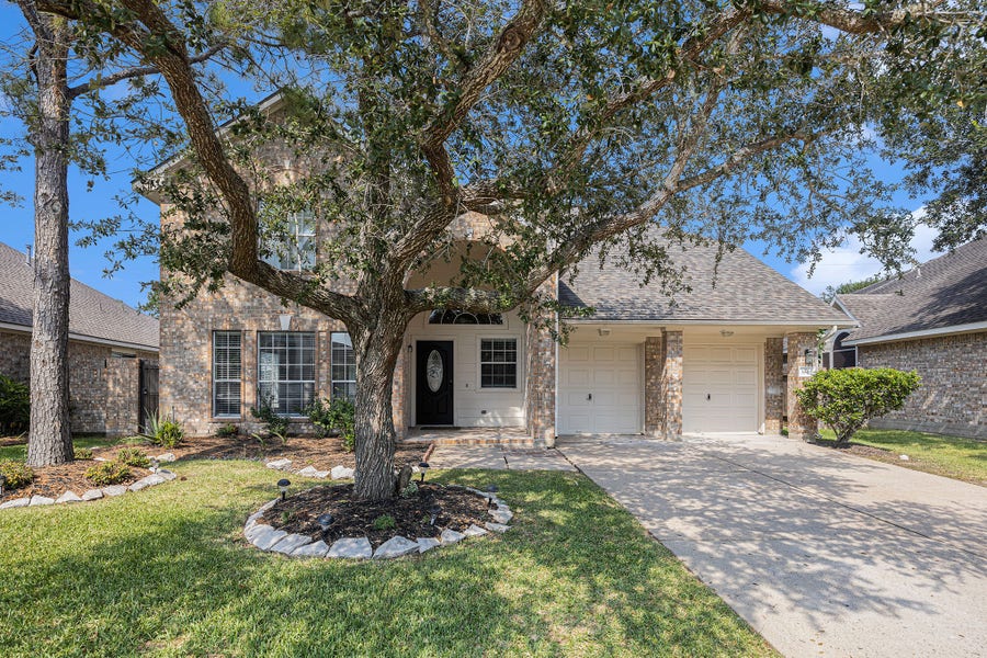 Property photo for 3603 SW Beacon Hill Drive, Pearland, TX