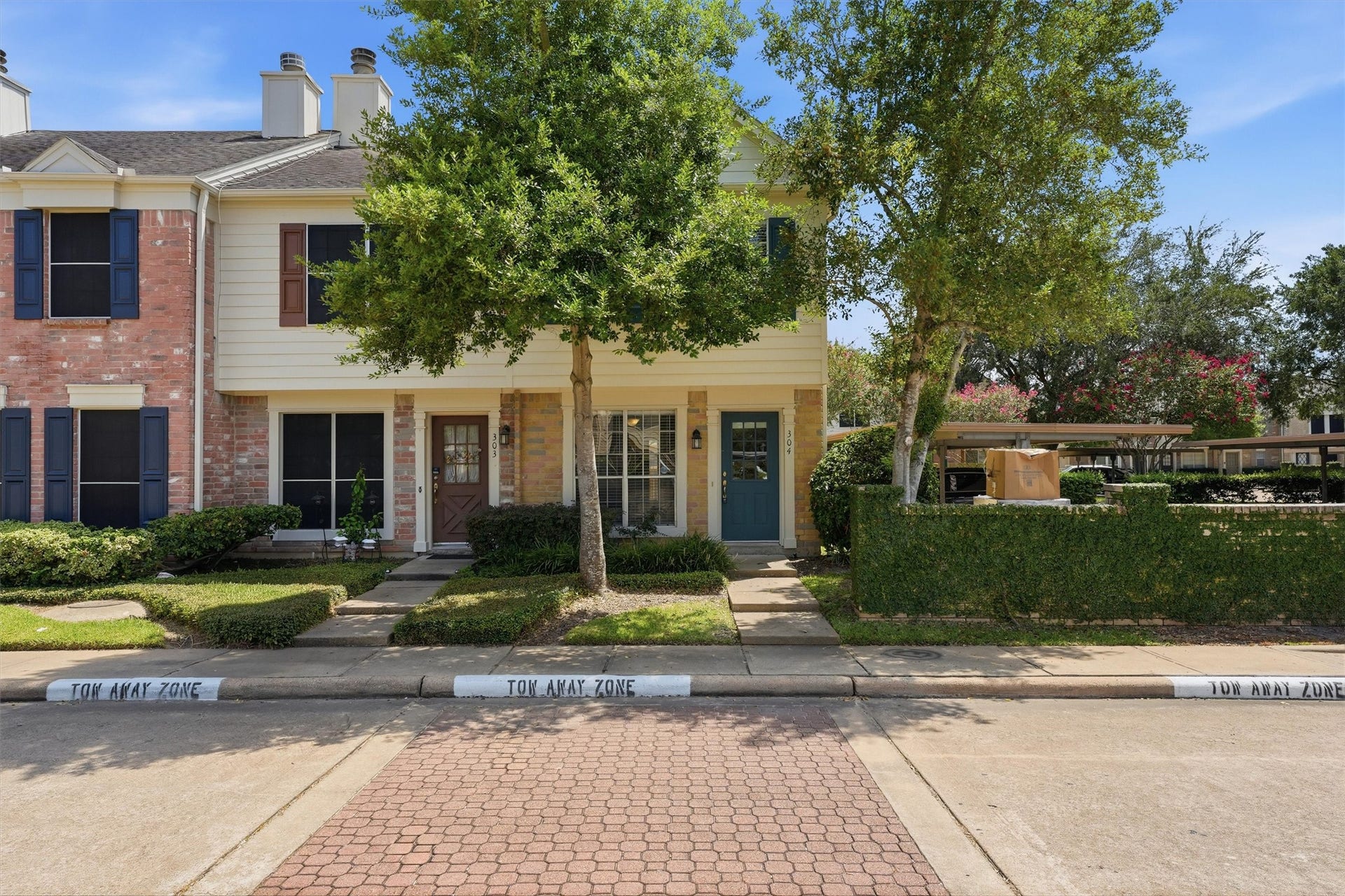2808 Grants Lake Boulevard, #304, Sugar Land, TX 77479