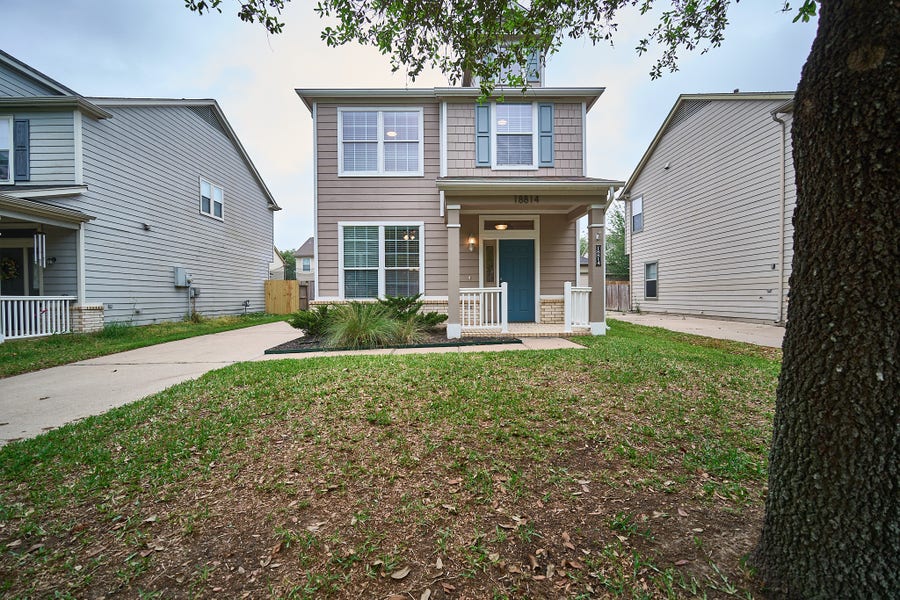 Property photo for 18814 Sandelford Drive, Katy, TX